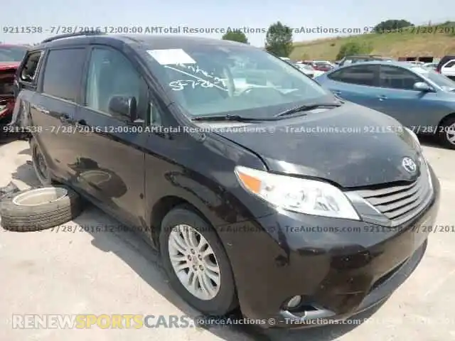 2 Photograph of a damaged car JN8AT2MV8KW382585 NISSAN ROGUE 2019