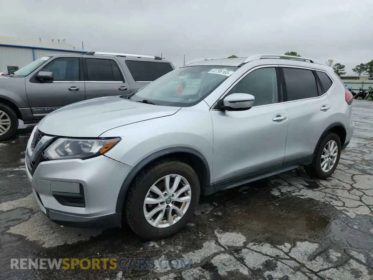 1 Photograph of a damaged car KNMAT2MT2KP516527 NISSAN ROGUE 2019