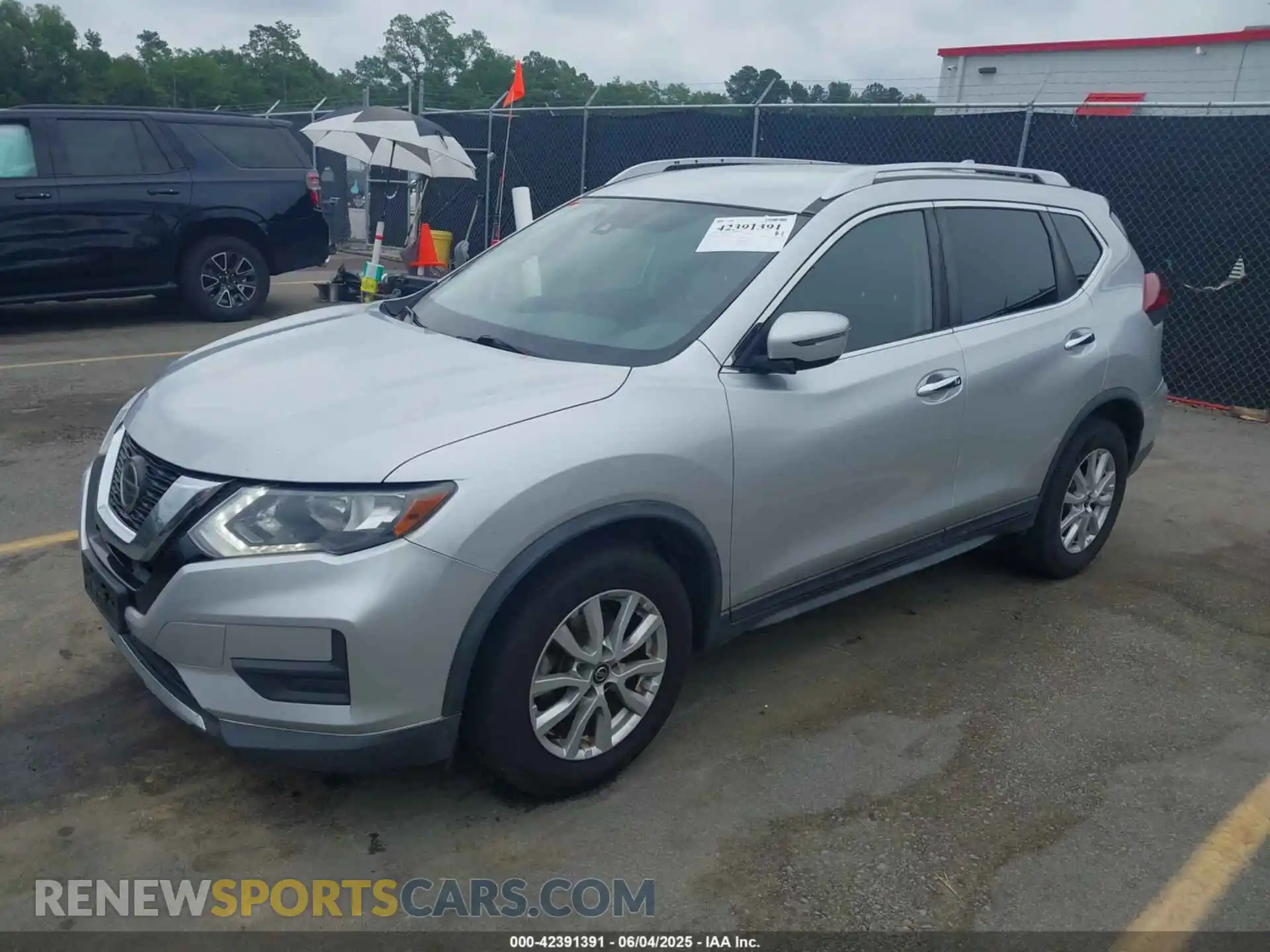 2 Photograph of a damaged car KNMAT2MT4KP536049 NISSAN ROGUE 2019