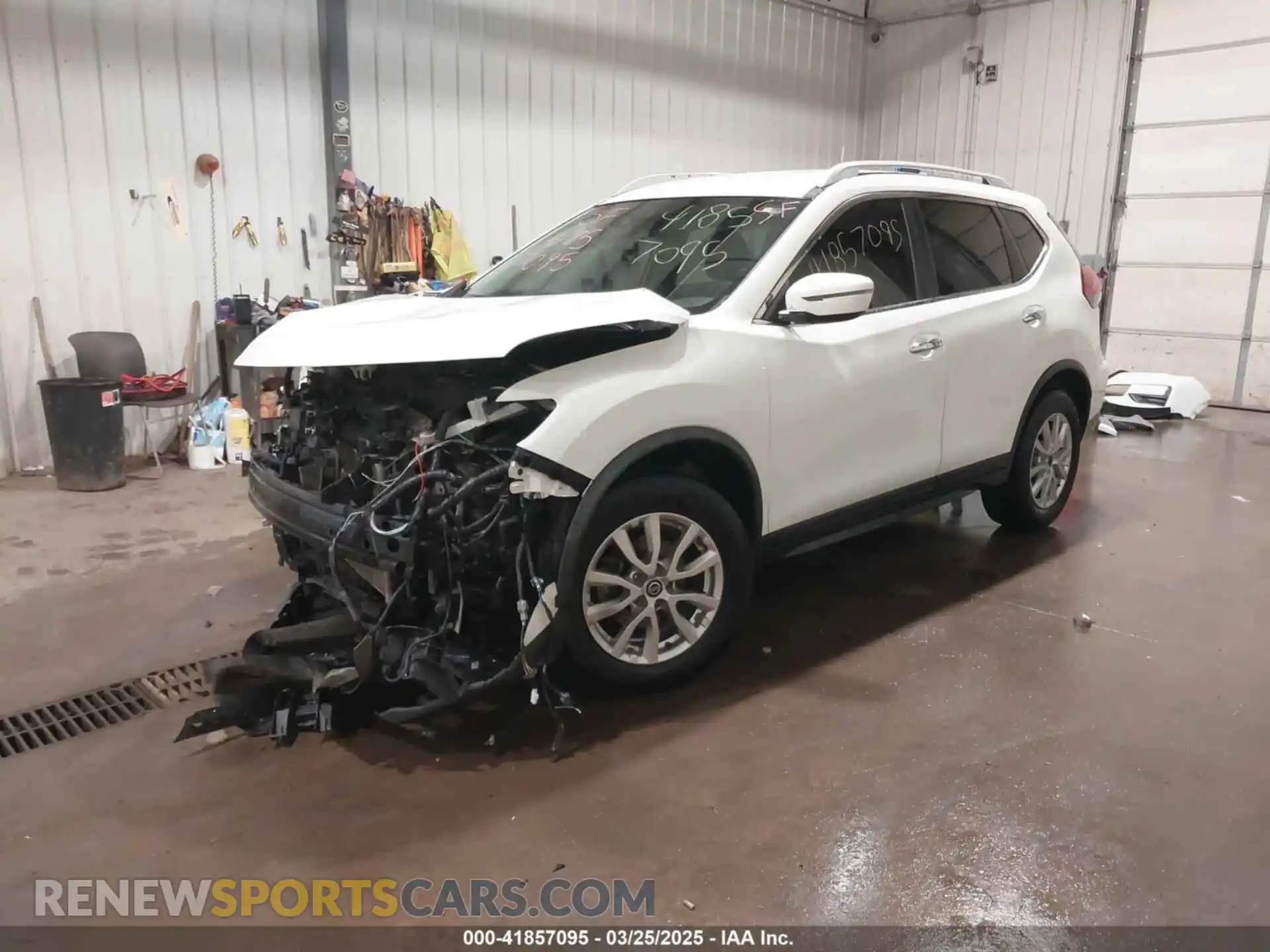 2 Photograph of a damaged car KNMAT2MT5KP503352 NISSAN ROGUE 2019