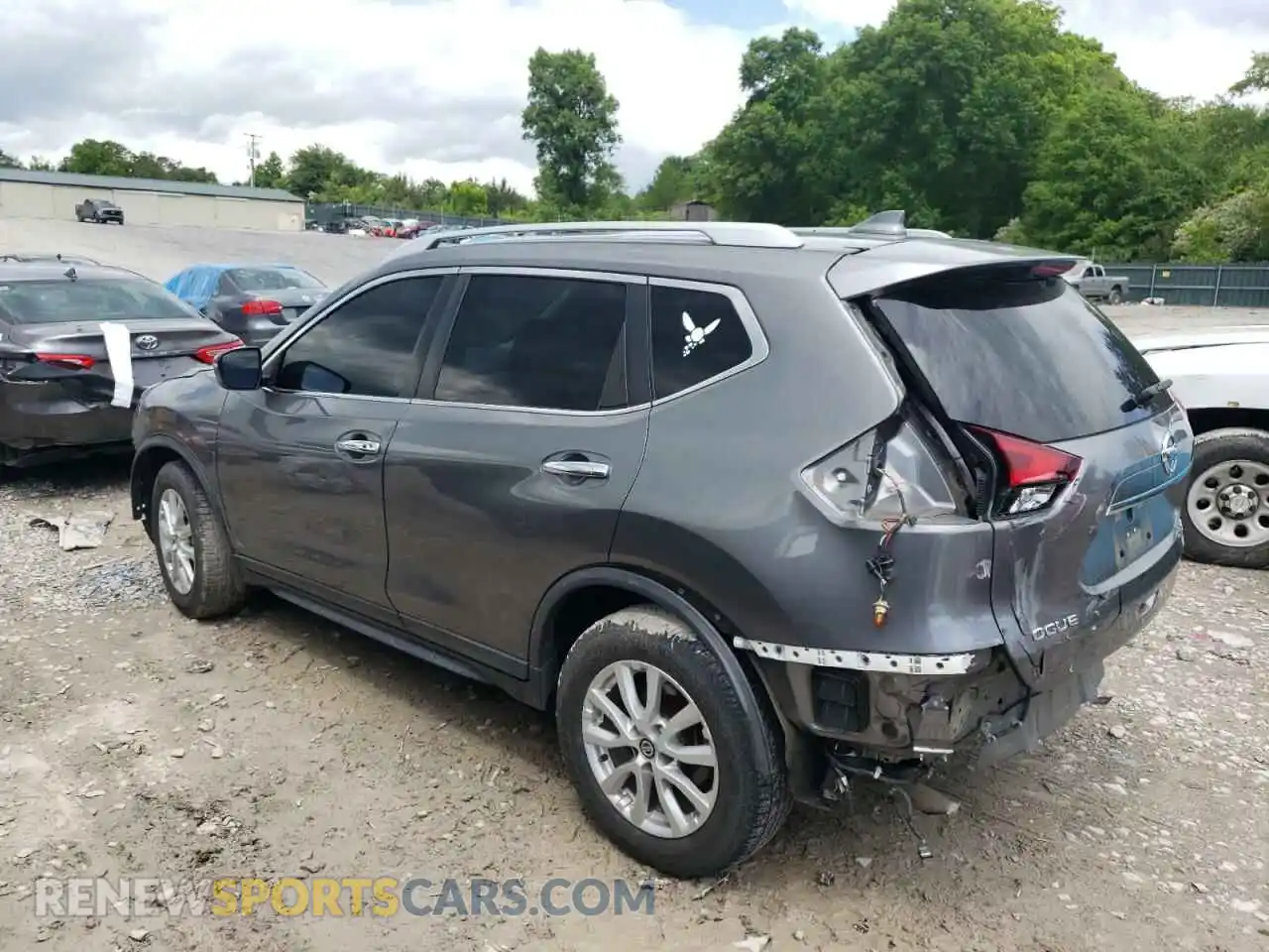 2 Photograph of a damaged car KNMAT2MT5KP529899 NISSAN ROGUE 2019