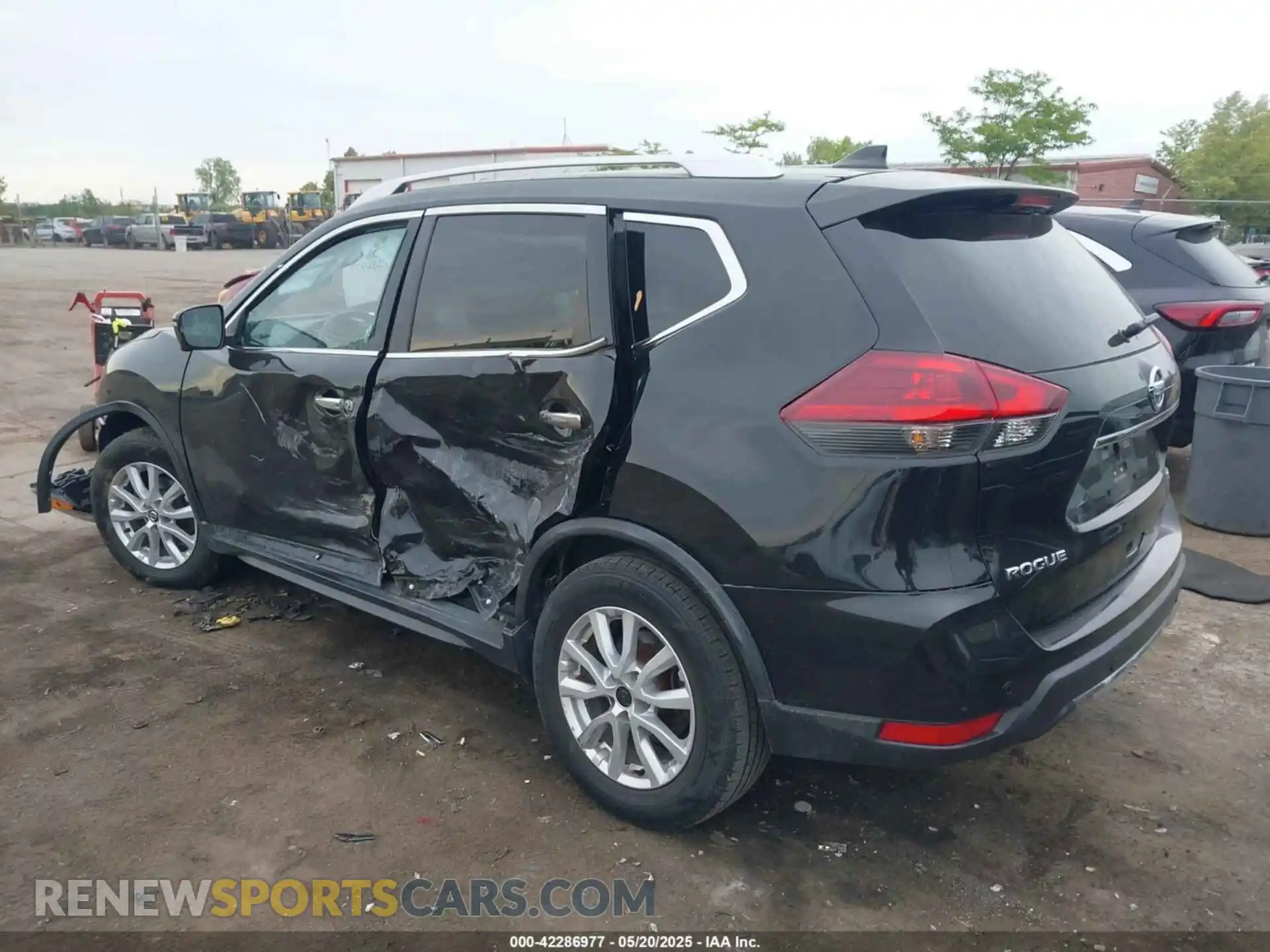 3 Photograph of a damaged car KNMAT2MT7KP500047 NISSAN ROGUE 2019