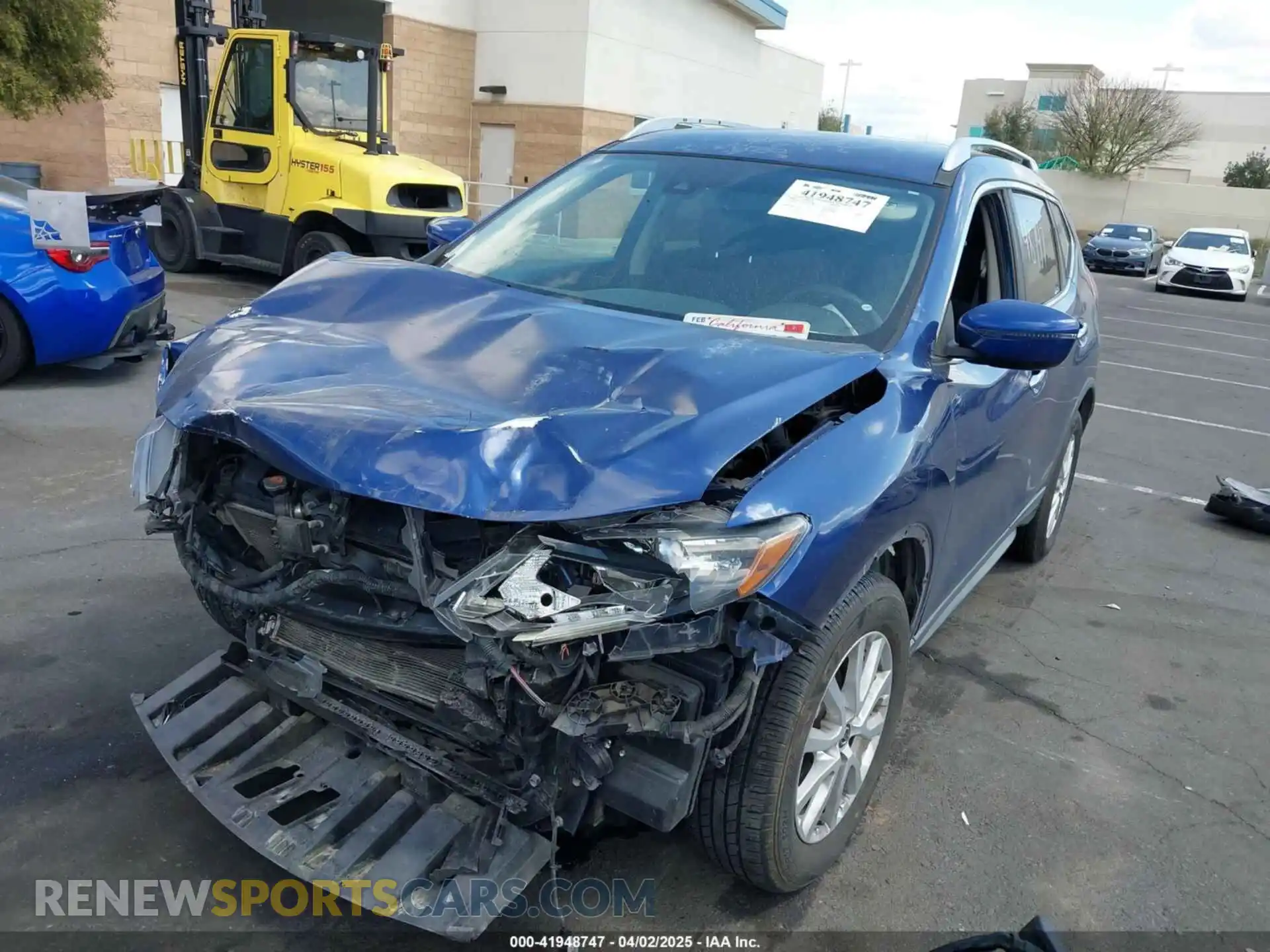 2 Photograph of a damaged car KNMAT2MT7KP522887 NISSAN ROGUE 2019