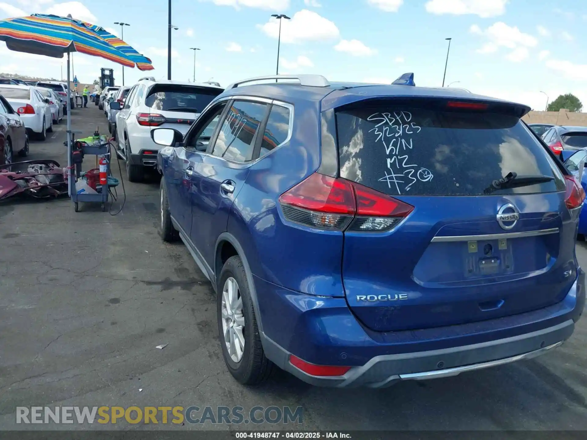 3 Photograph of a damaged car KNMAT2MT7KP522887 NISSAN ROGUE 2019