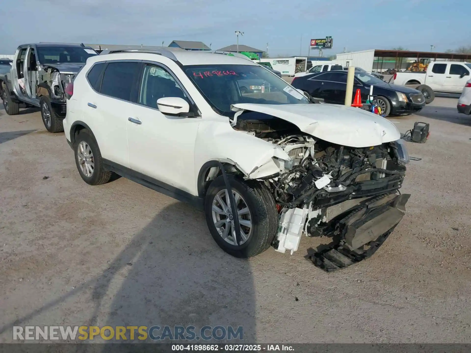 1 Photograph of a damaged car KNMAT2MT7KP528124 NISSAN ROGUE 2019