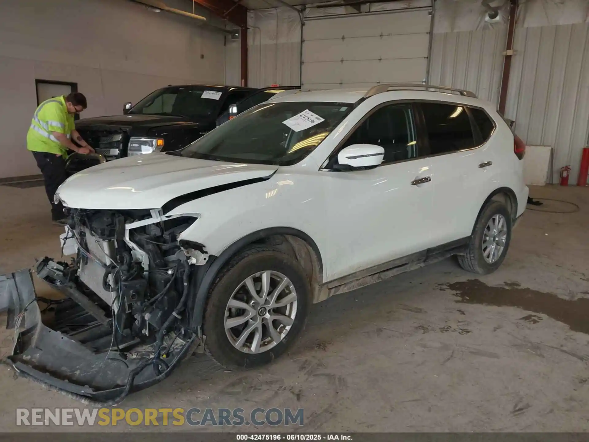 2 Photograph of a damaged car KNMAT2MT7KP554139 NISSAN ROGUE 2019