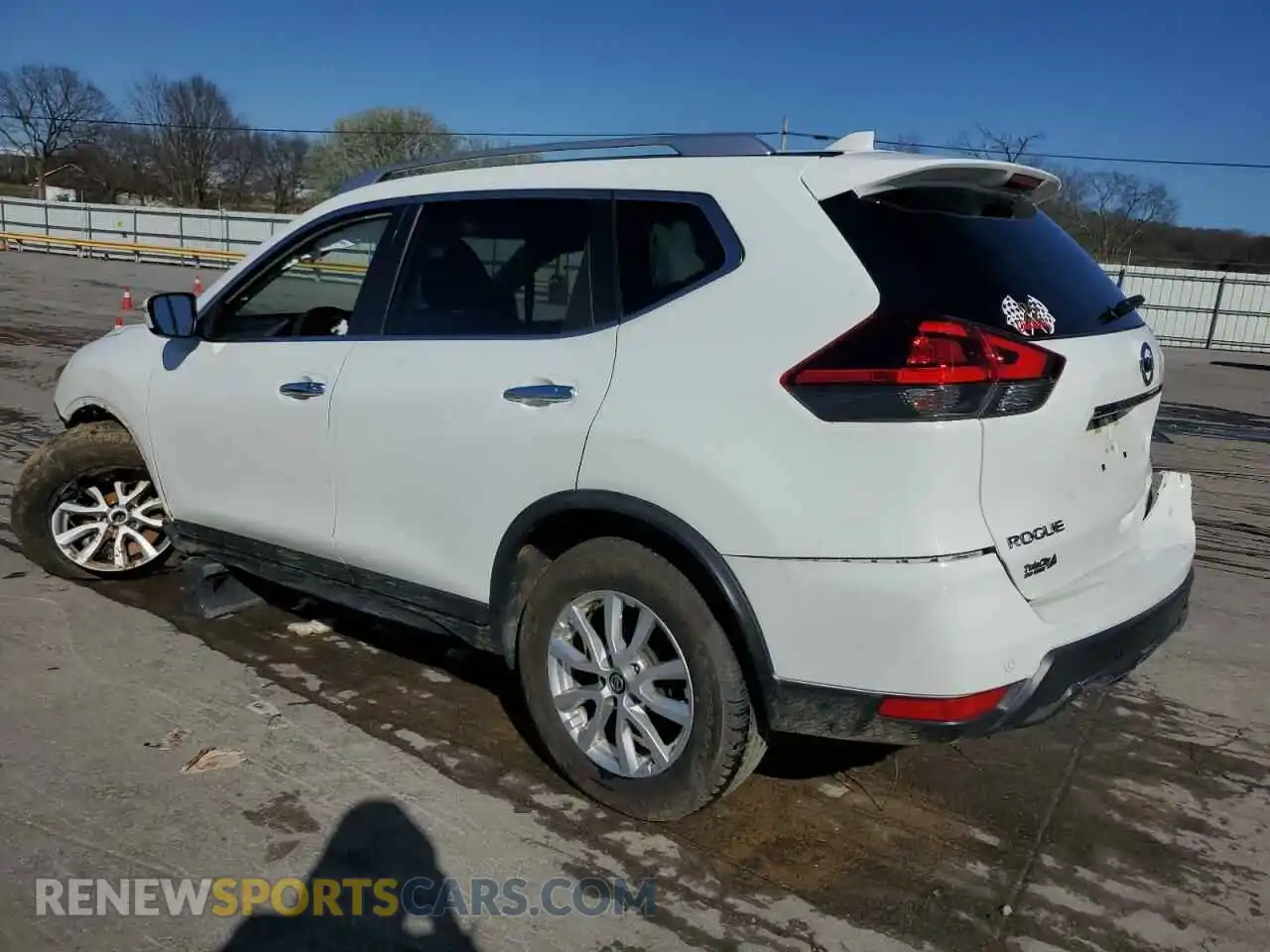 2 Photograph of a damaged car KNMAT2MTXKP508966 NISSAN ROGUE 2019