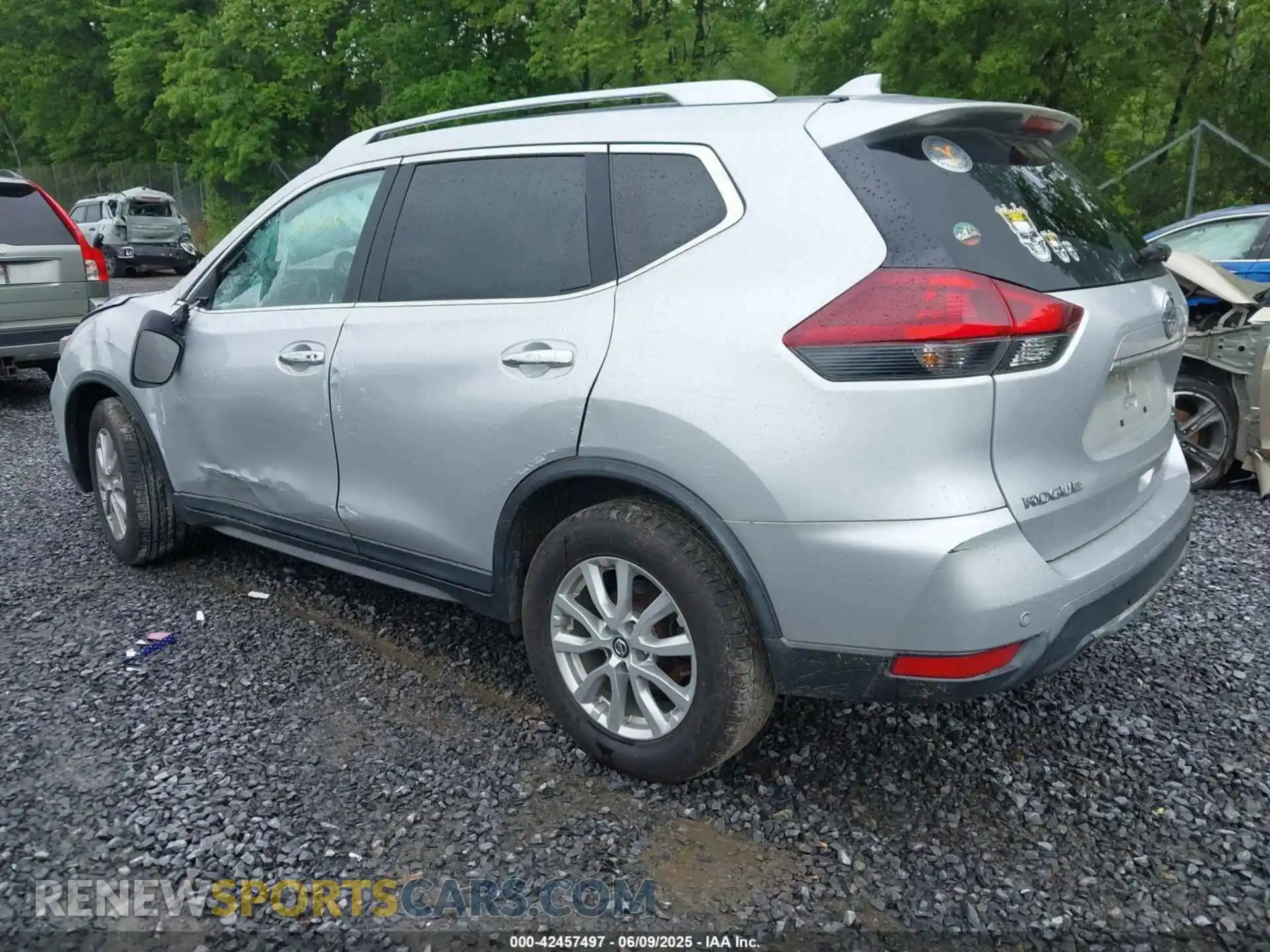 3 Photograph of a damaged car KNMAT2MTXKP540249 NISSAN ROGUE 2019