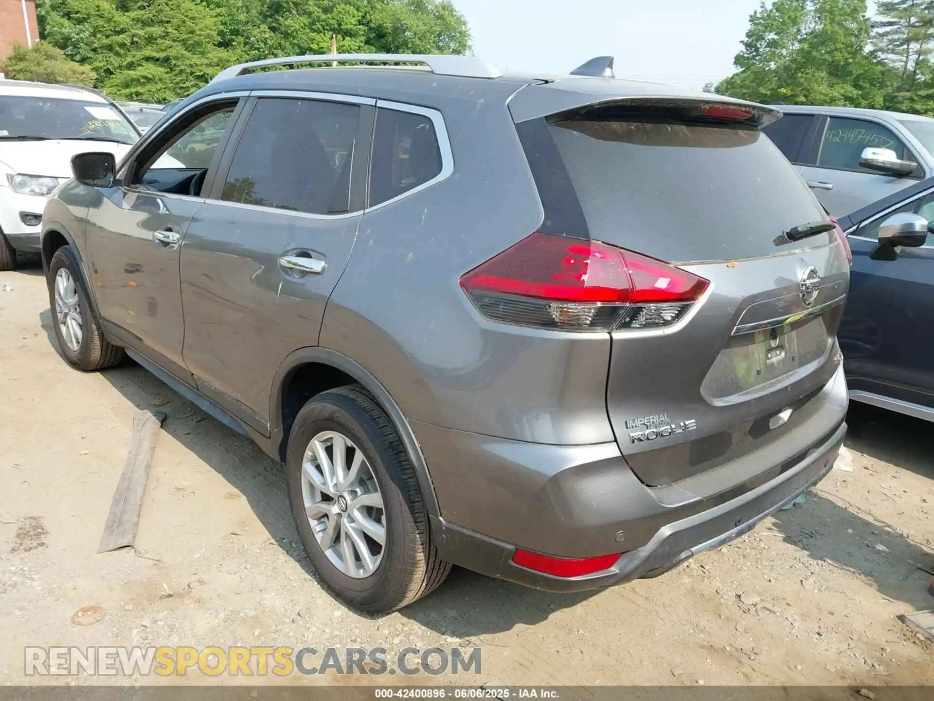 3 Photograph of a damaged car KNMAT2MV0KP542772 NISSAN ROGUE 2019