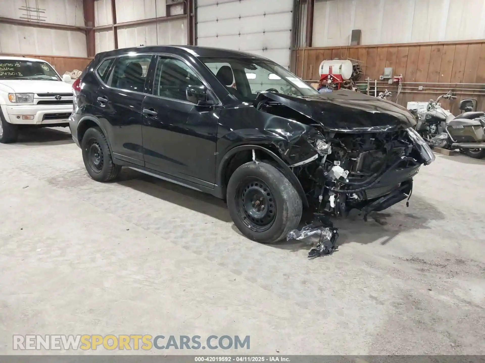 1 Photograph of a damaged car KNMAT2MV3KP544676 NISSAN ROGUE 2019