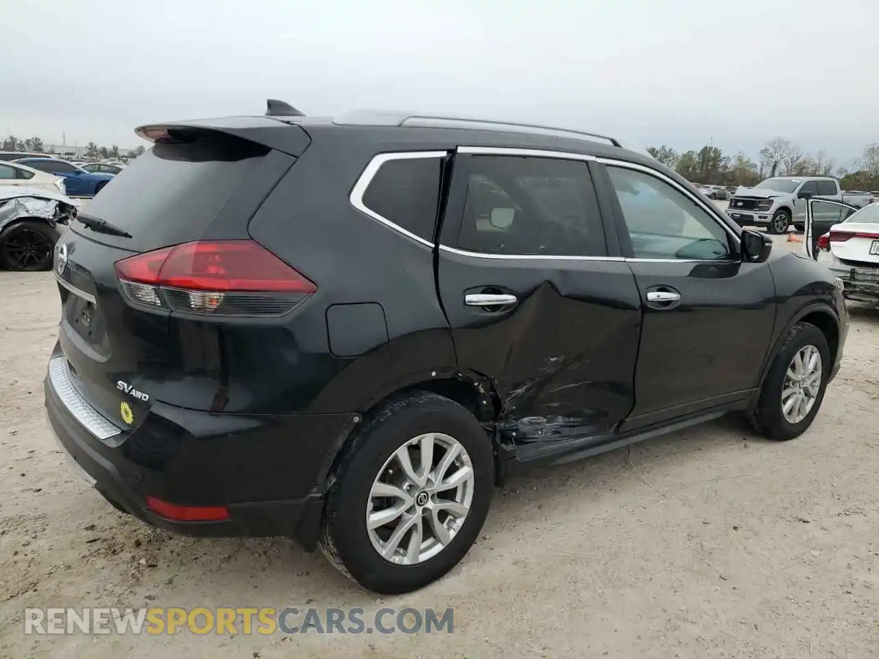 3 fotografías del automóvil dañado KNMAT2MV4KP532777 NISSAN ROGUE 2019
