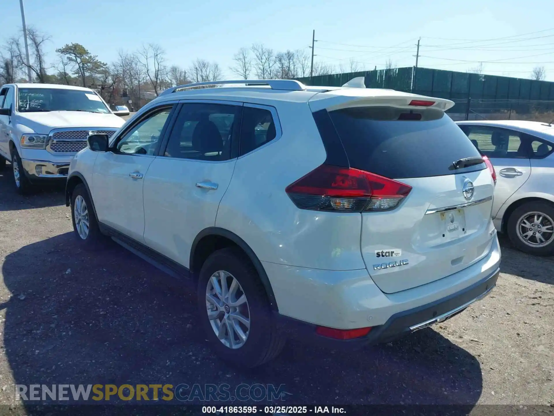 3 Photograph of a damaged car KNMAT2MV6KP544137 NISSAN ROGUE 2019
