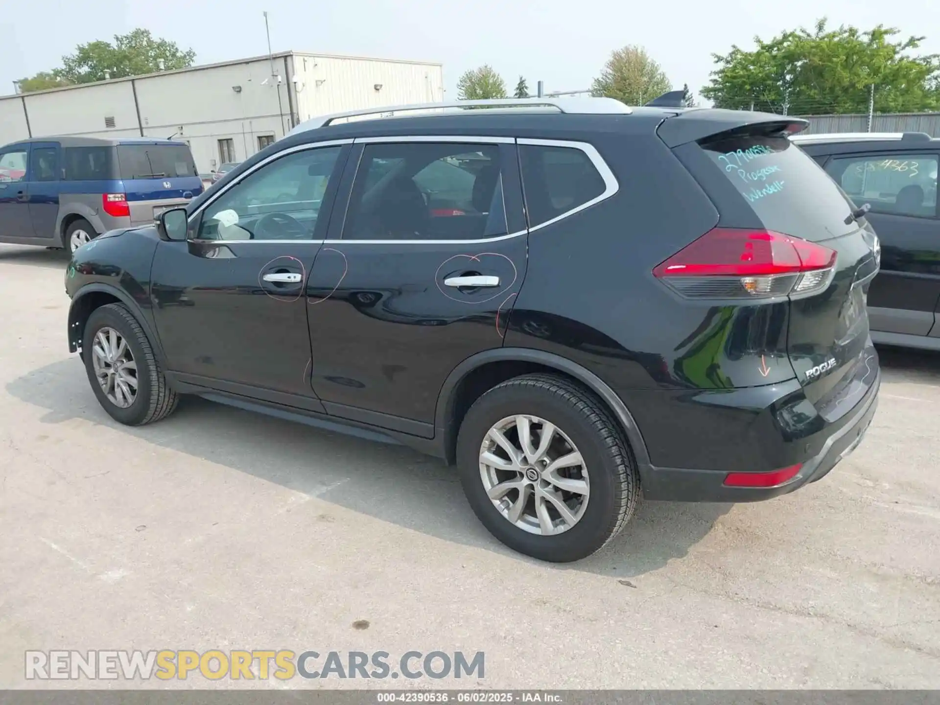 3 Photograph of a damaged car KNMAT2MV9KP531902 NISSAN ROGUE 2019