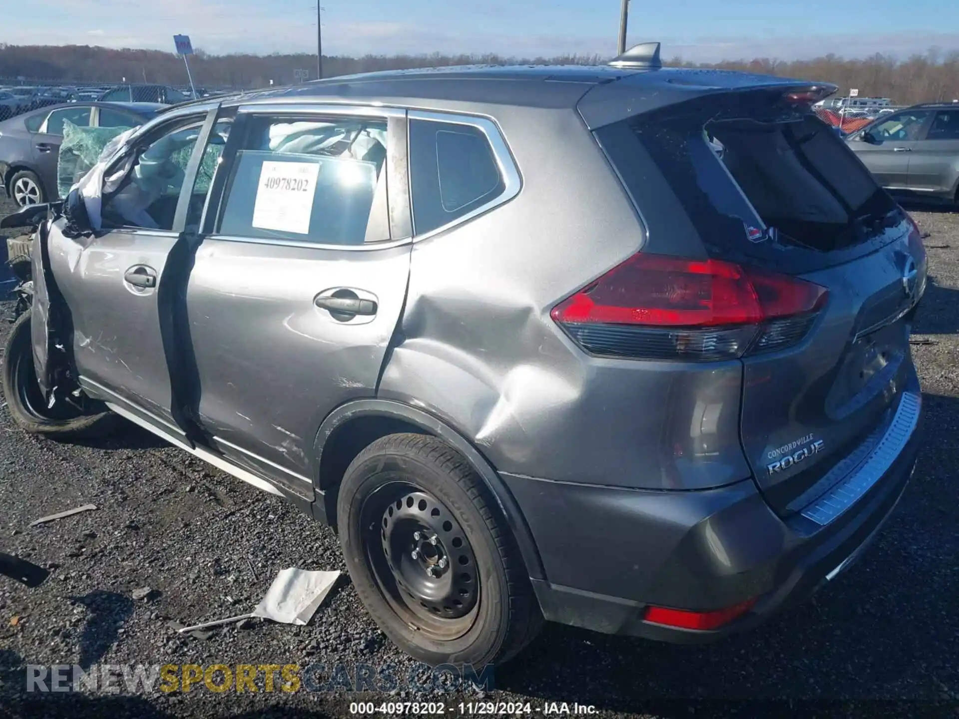 3 Photograph of a damaged car 5N1AT2MT2LC715288 NISSAN ROGUE 2020