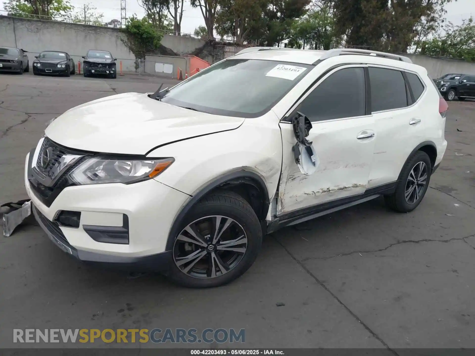 2 fotografías del automóvil dañado 5N1AT2MT4LC792857 NISSAN ROGUE 2020