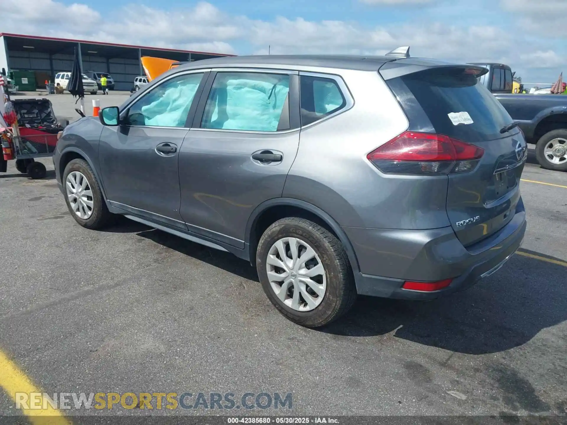 3 Photograph of a damaged car 5N1AT2MT7LC763661 NISSAN ROGUE 2020