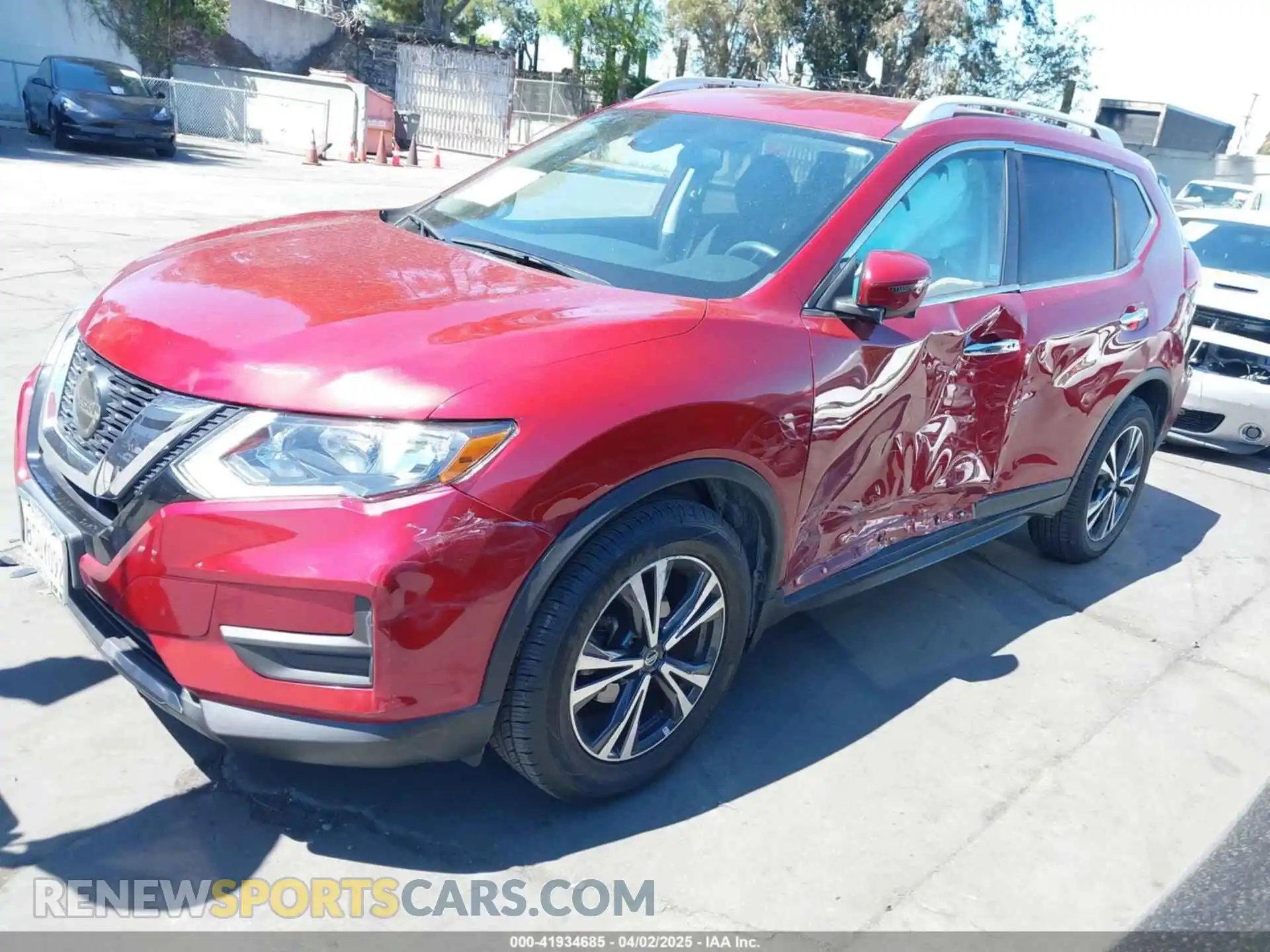 2 Photograph of a damaged car 5N1AT2MT7LC814947 NISSAN ROGUE 2020