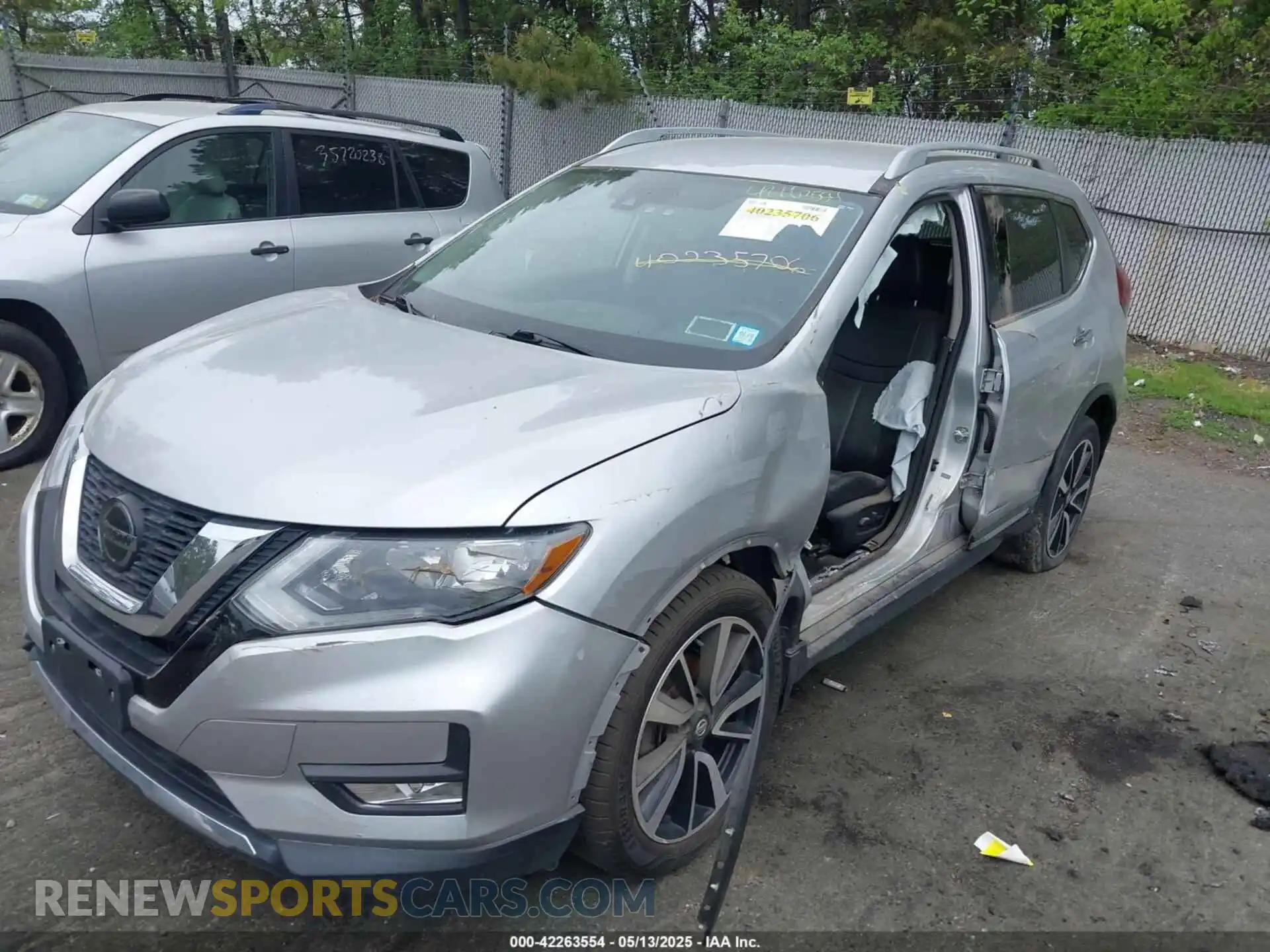 2 Photograph of a damaged car 5N1AT2MTXLC731464 NISSAN ROGUE 2020
