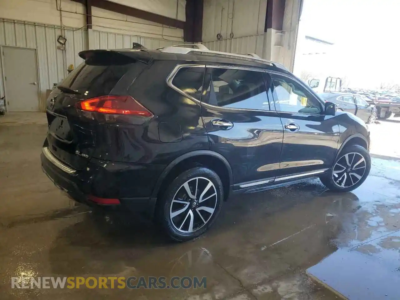 3 Photograph of a damaged car 5N1AT2MV2LC737468 NISSAN ROGUE 2020