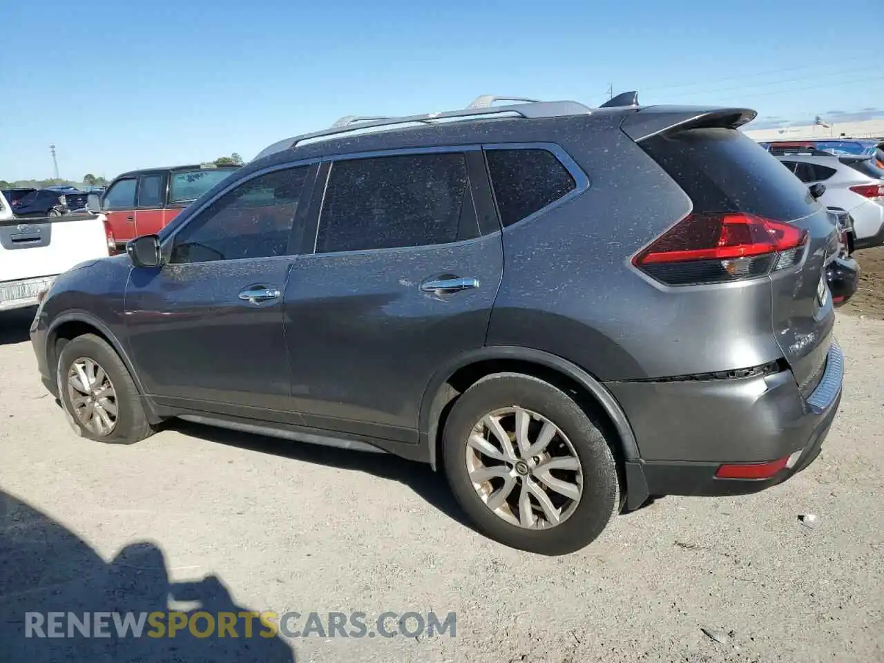 2 Photograph of a damaged car JN8AT2MT3LW007736 NISSAN ROGUE 2020