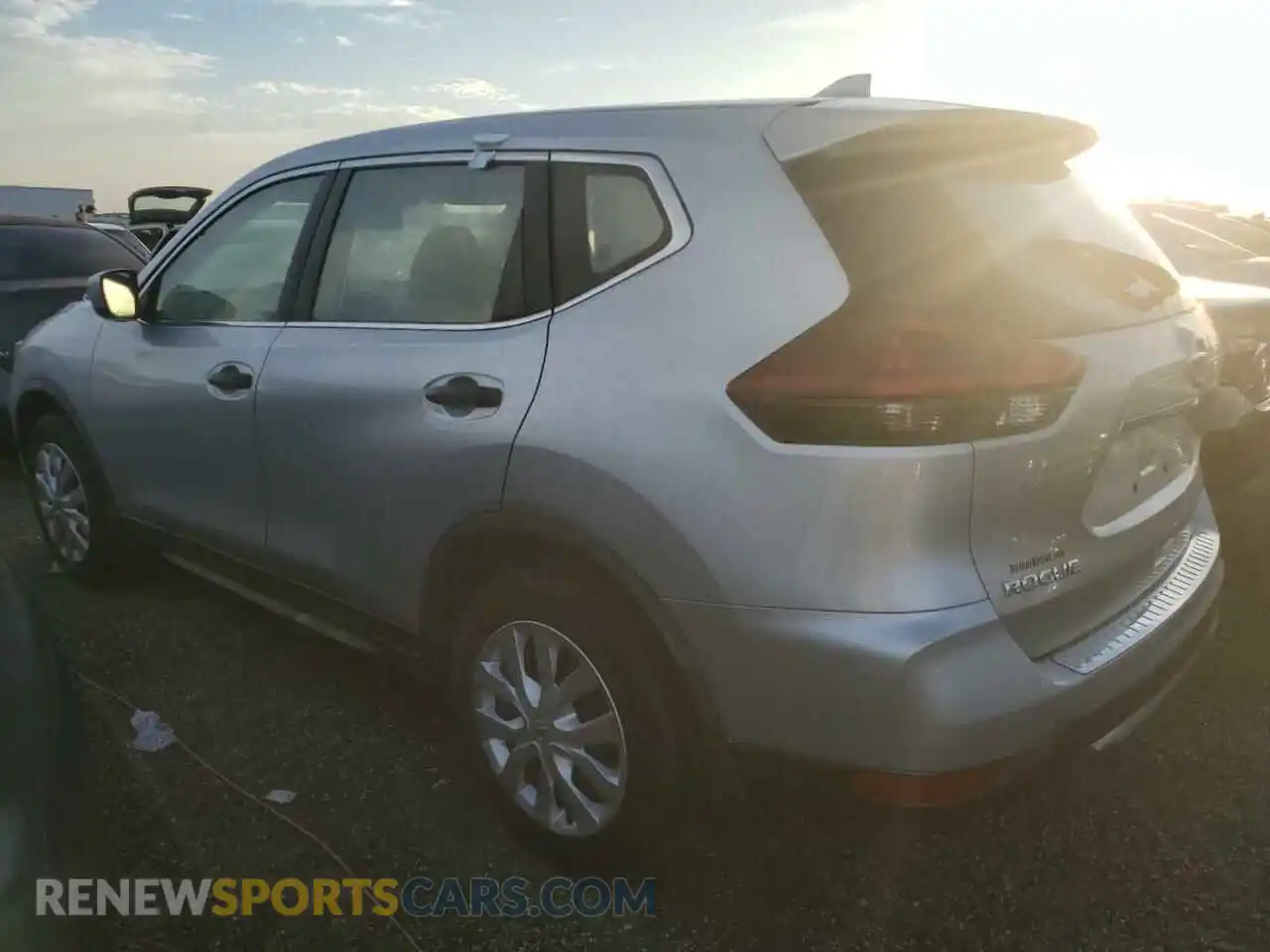 2 Photograph of a damaged car JN8AT2MT7LW006654 NISSAN ROGUE 2020