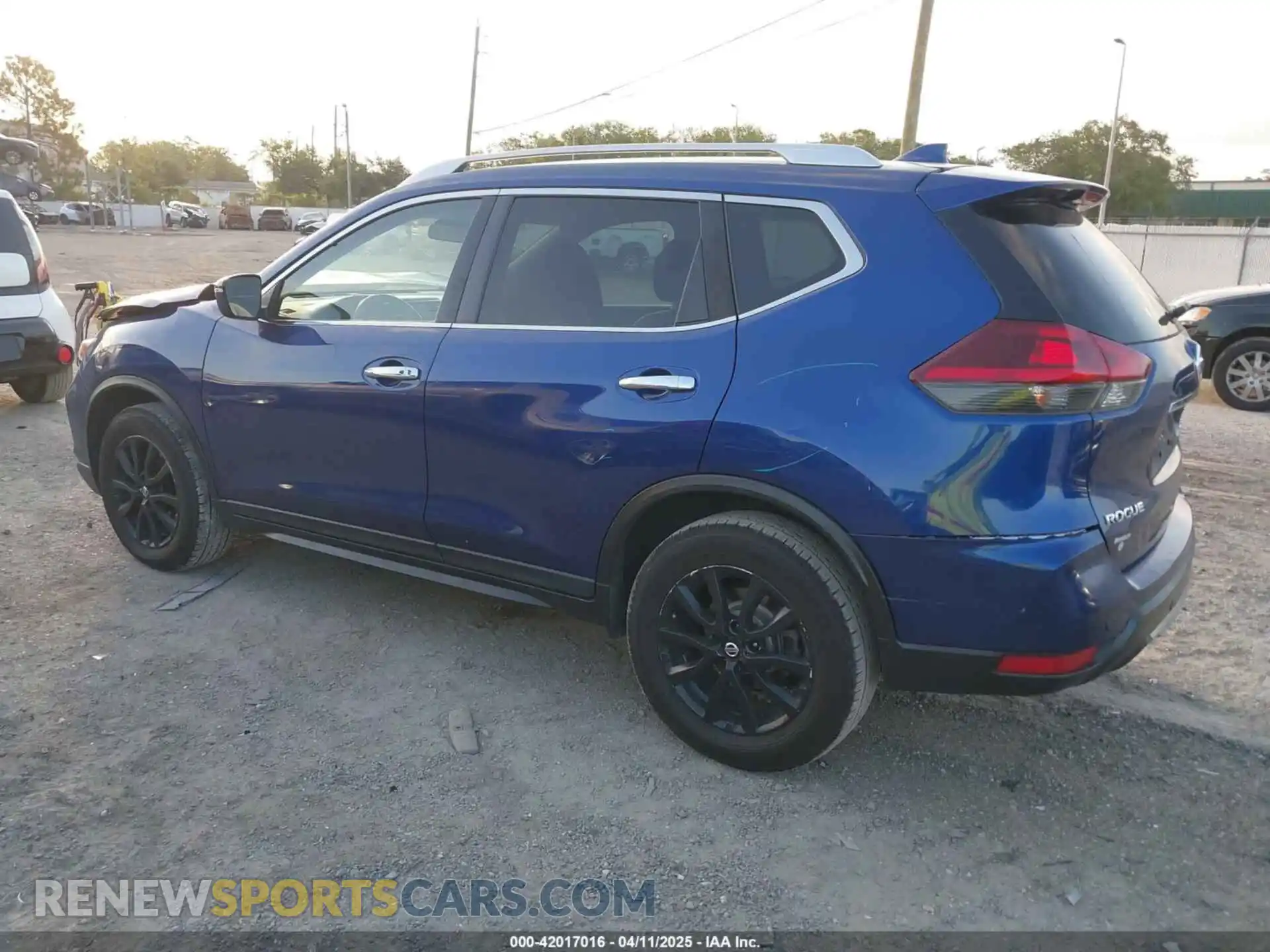 3 Photograph of a damaged car KNMAT2MT1LP541338 NISSAN ROGUE 2020
