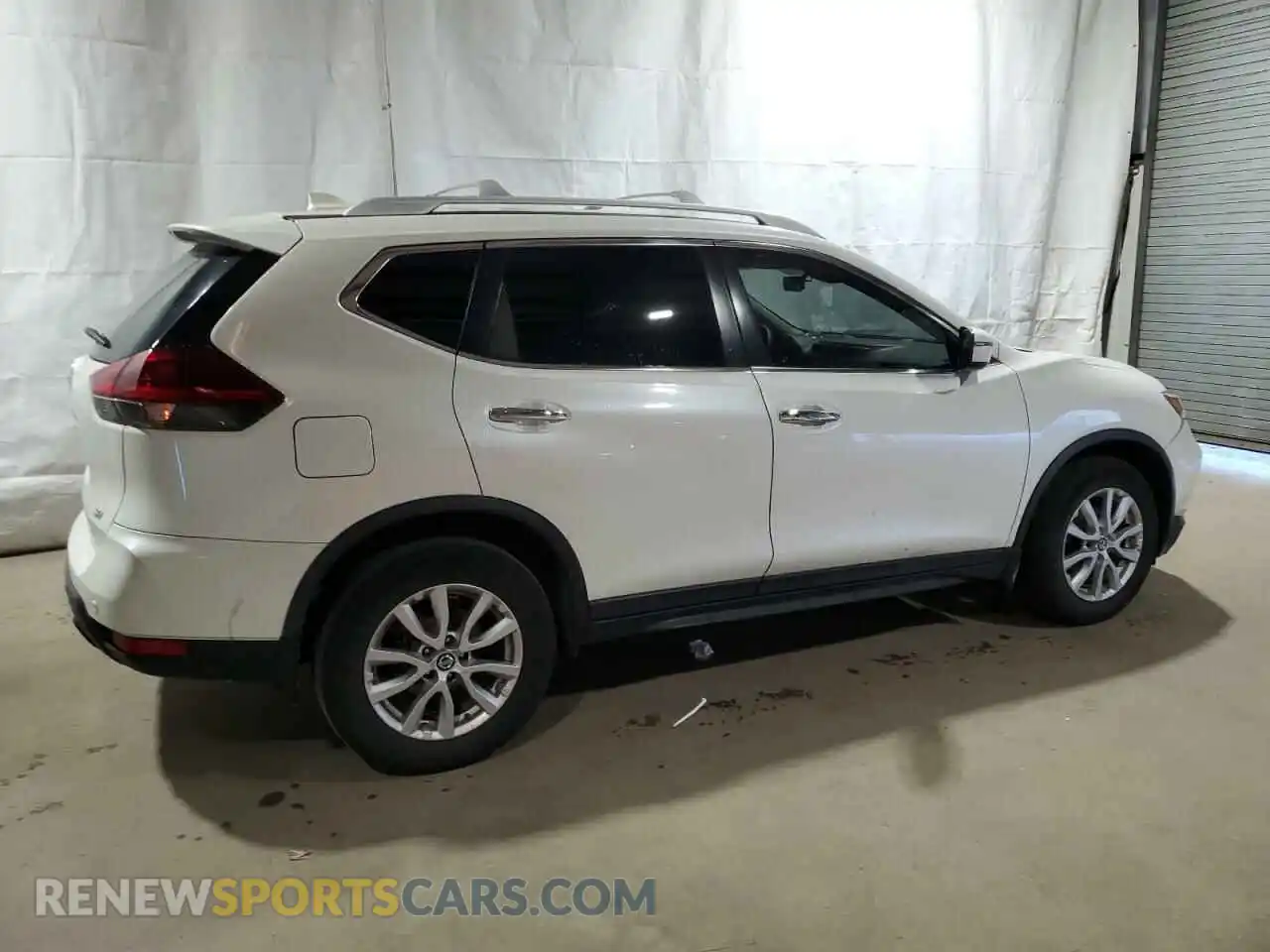 3 Photograph of a damaged car KNMAT2MT4LP504638 NISSAN ROGUE 2020