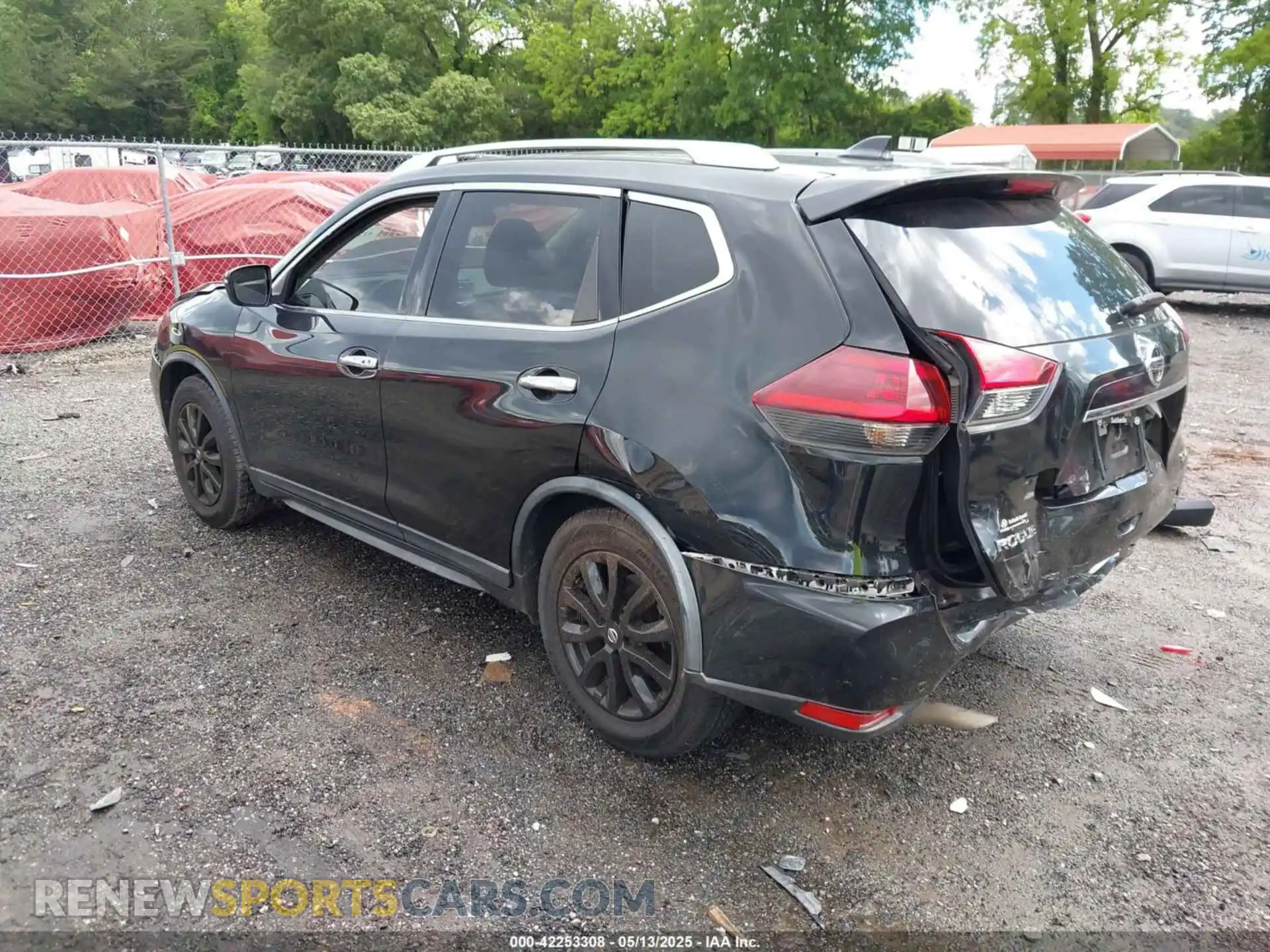 3 Photograph of a damaged car KNMAT2MT4LP506521 NISSAN ROGUE 2020
