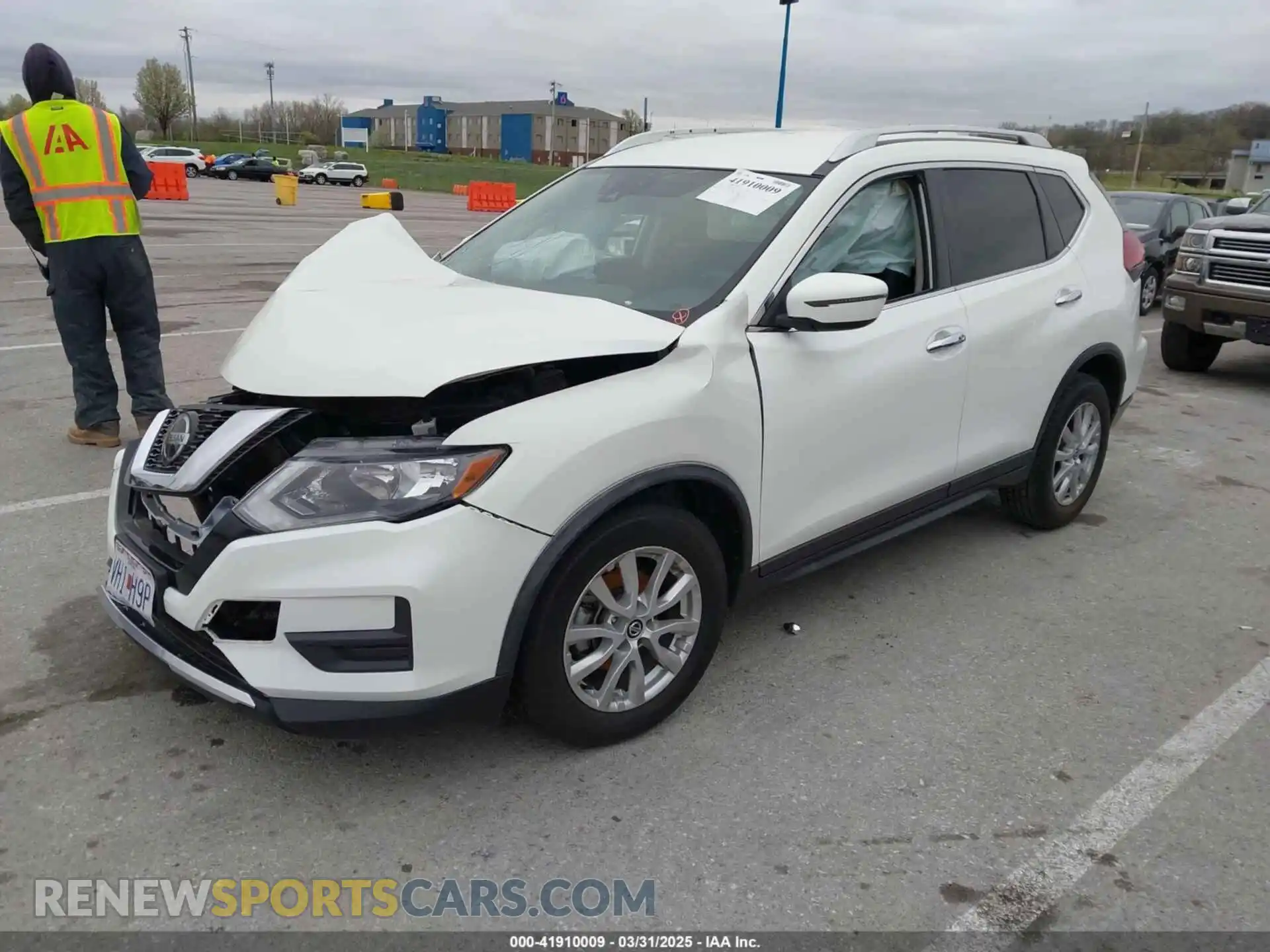 2 Photograph of a damaged car KNMAT2MT4LP510147 NISSAN ROGUE 2020