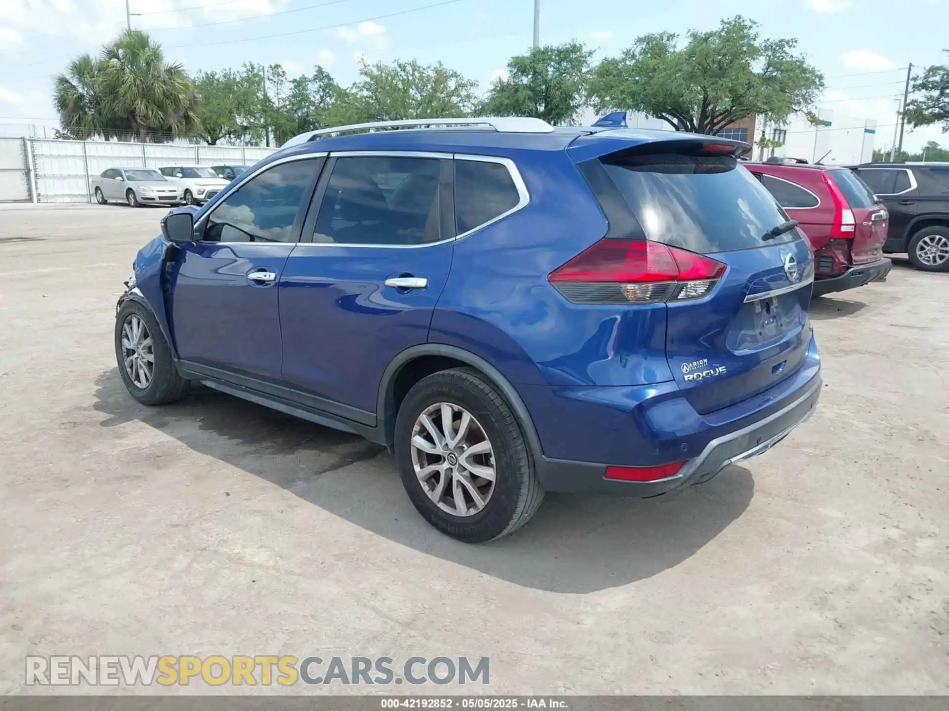 3 Photograph of a damaged car KNMAT2MT8LP530191 NISSAN ROGUE 2020