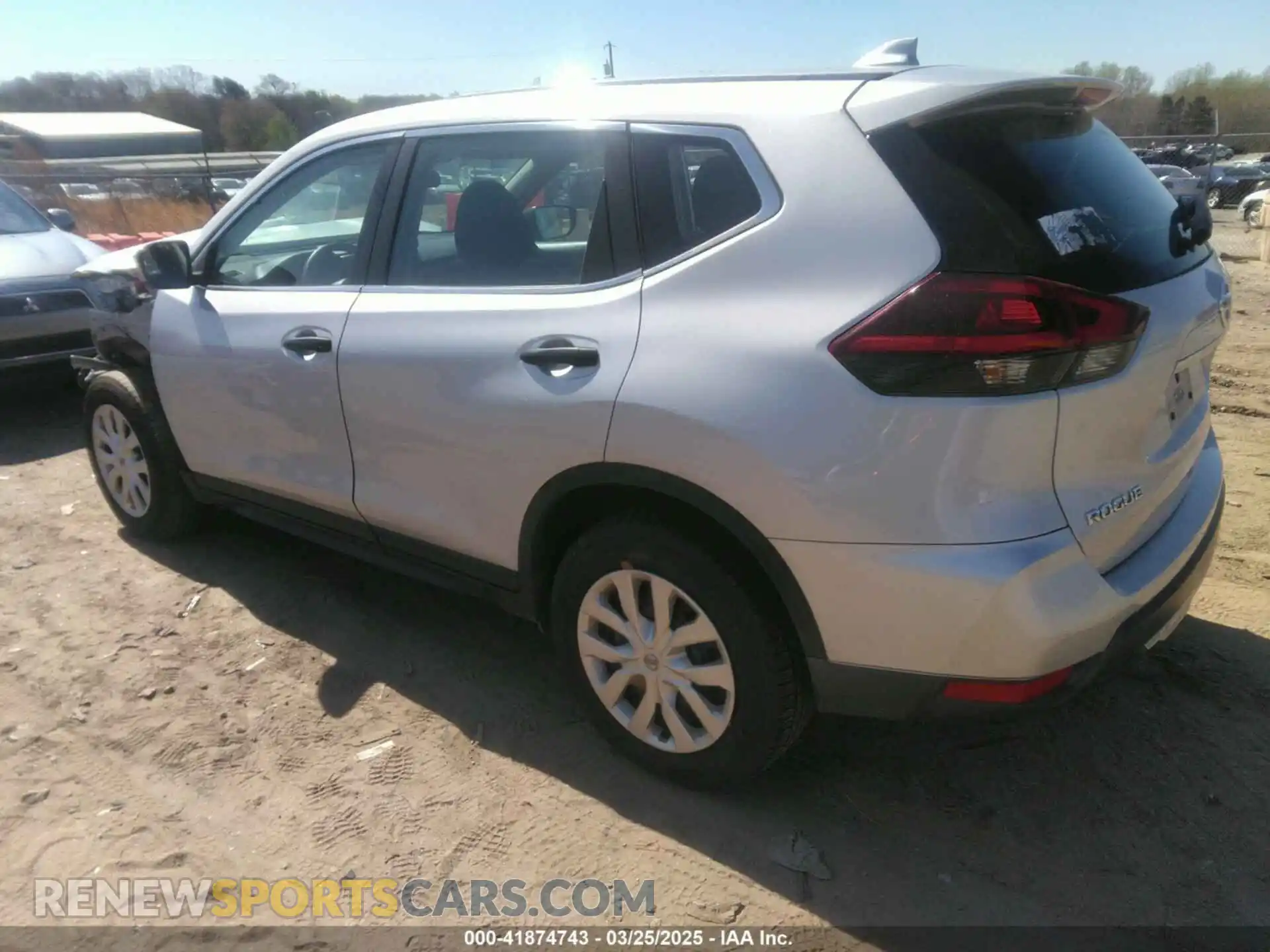 3 Photograph of a damaged car KNMAT2MT9LP529860 NISSAN ROGUE 2020
