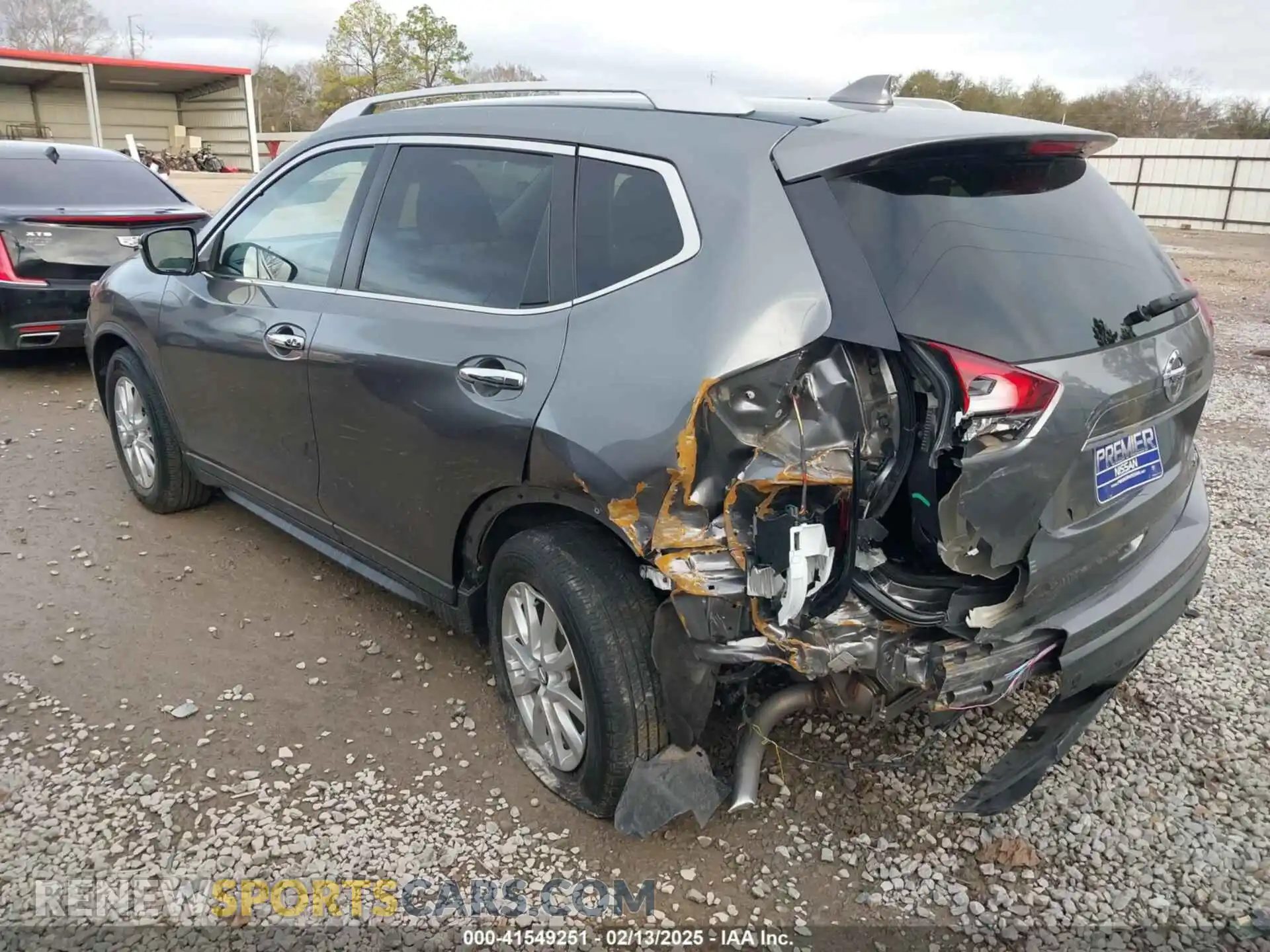 3 Photograph of a damaged car KNMAT2MT9LP534704 NISSAN ROGUE 2020