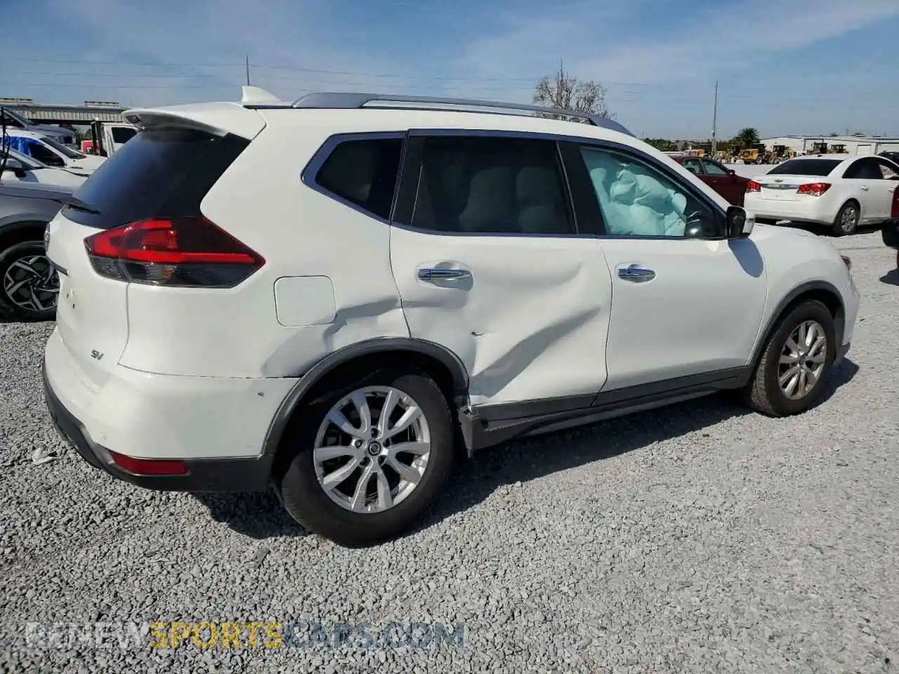 3 Photograph of a damaged car KNMAT2MTXLP518365 NISSAN ROGUE 2020
