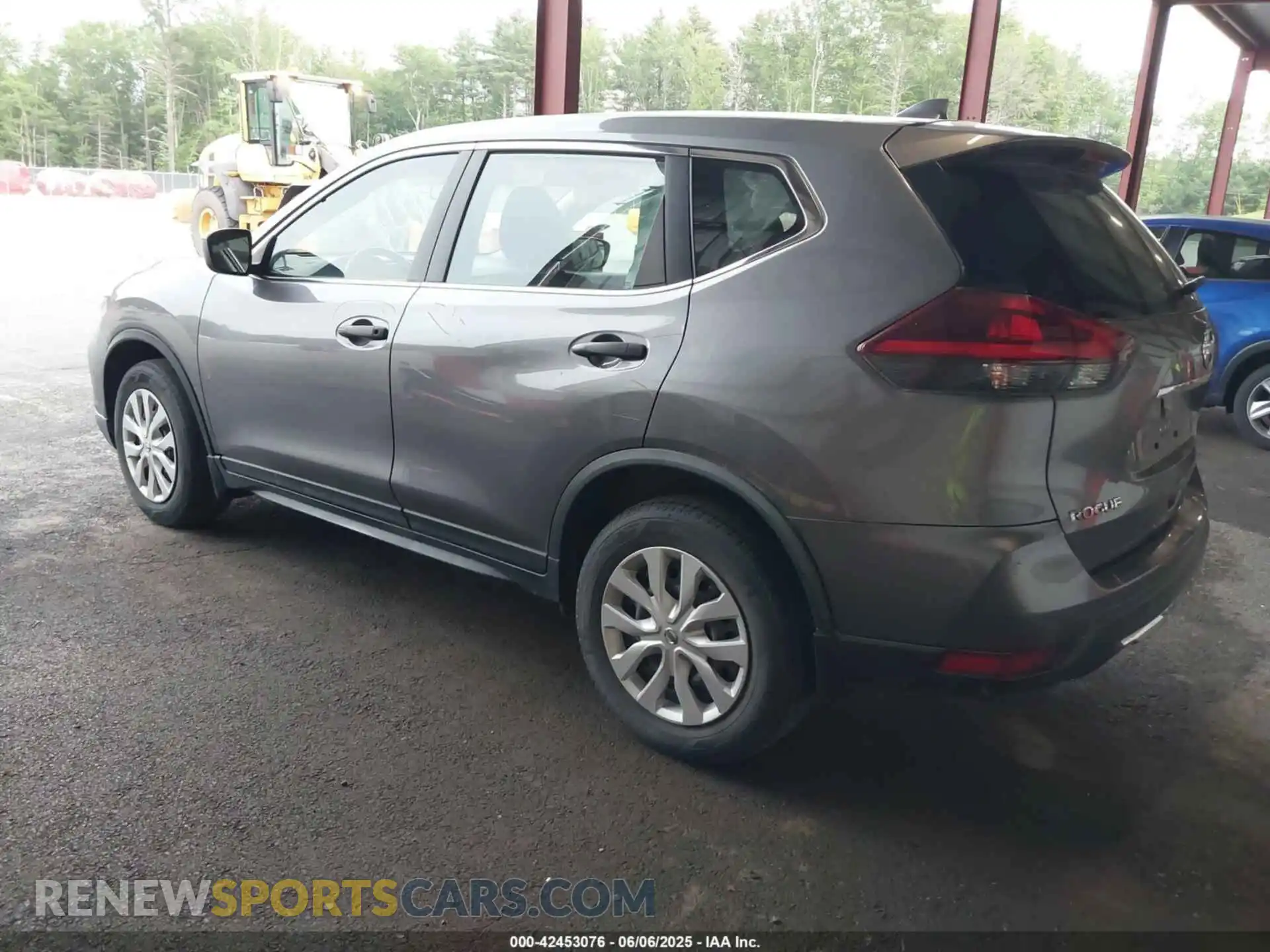 3 Photograph of a damaged car KNMAT2MV6LP522981 NISSAN ROGUE 2020