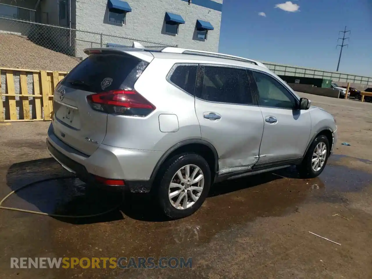 3 Photograph of a damaged car KNMAT2MV6LP524519 NISSAN ROGUE 2020
