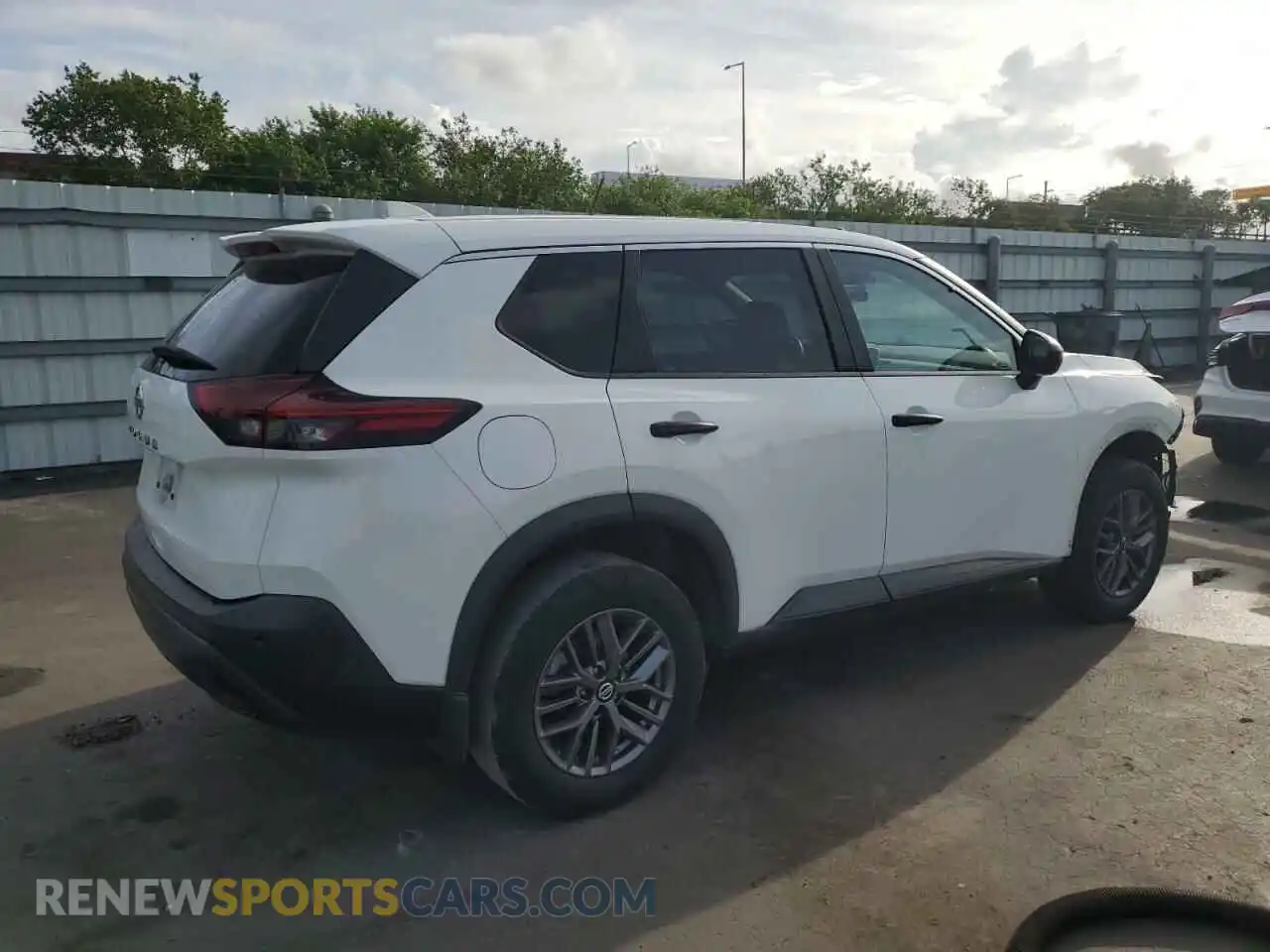 3 Photograph of a damaged car 5N1AT3AA0MC765617 NISSAN ROGUE 2021