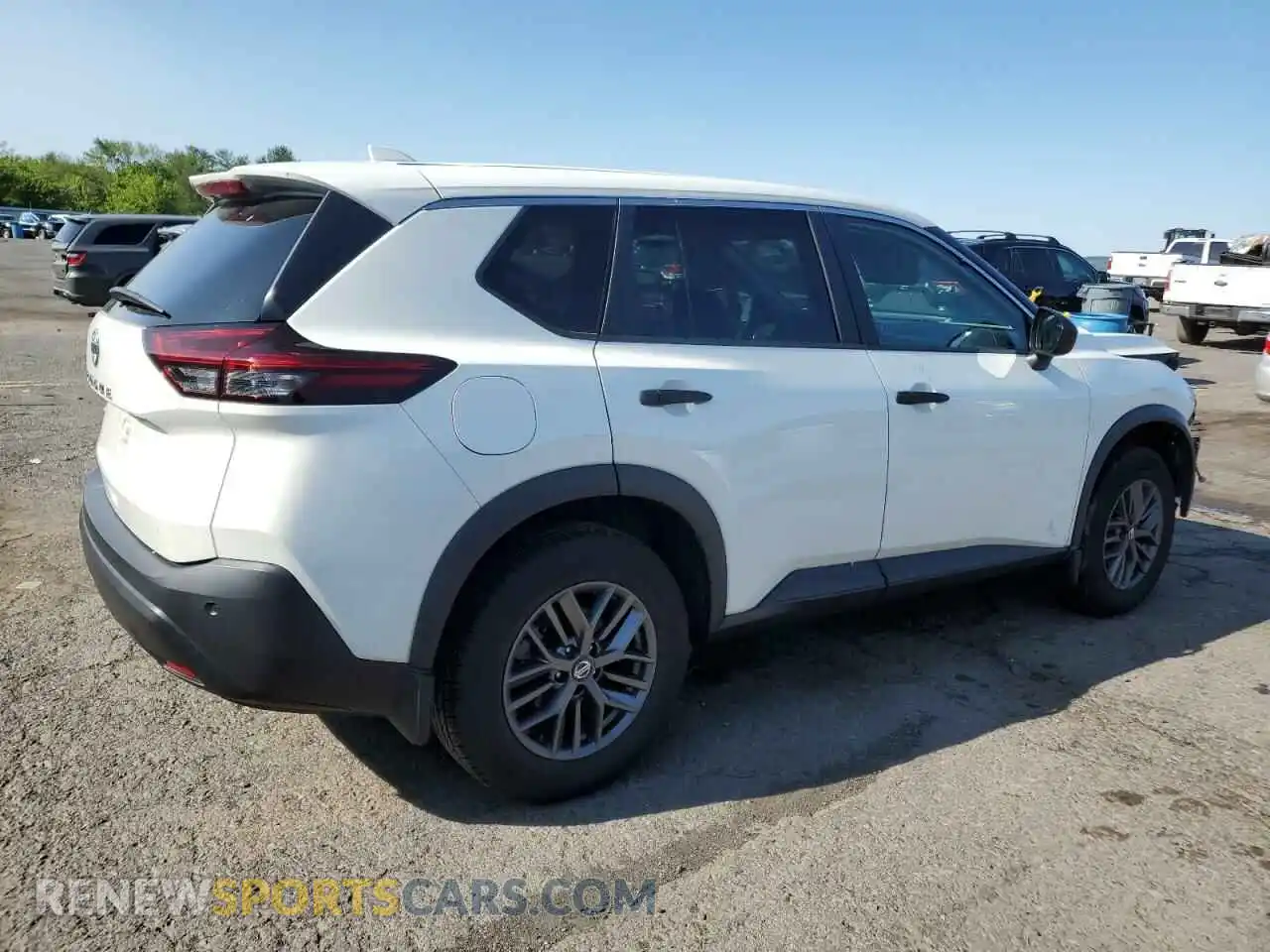 3 Photograph of a damaged car 5N1AT3AA1MC772575 NISSAN ROGUE 2021