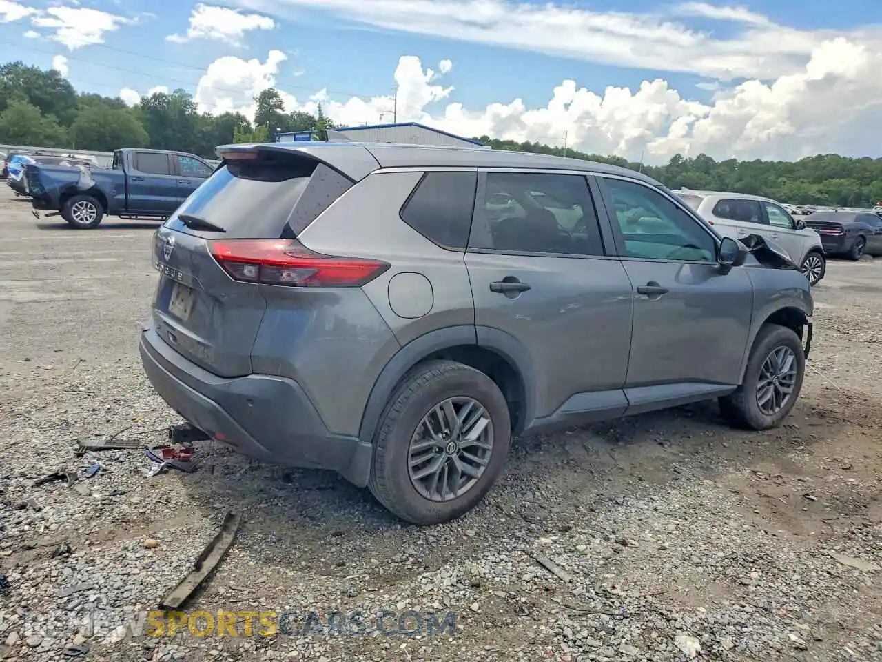 3 Photograph of a damaged car 5N1AT3AA5MC674682 NISSAN ROGUE 2021
