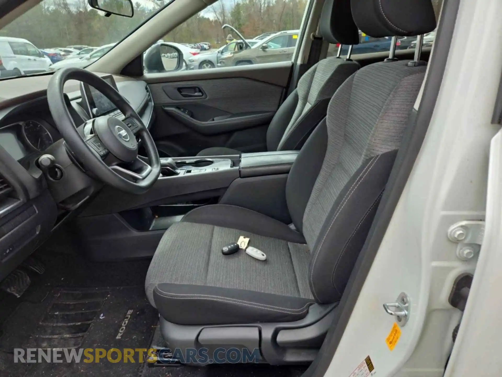 2 fotografías del automóvil dañado 5N1AT3AA8MC736821 NISSAN ROGUE 2021