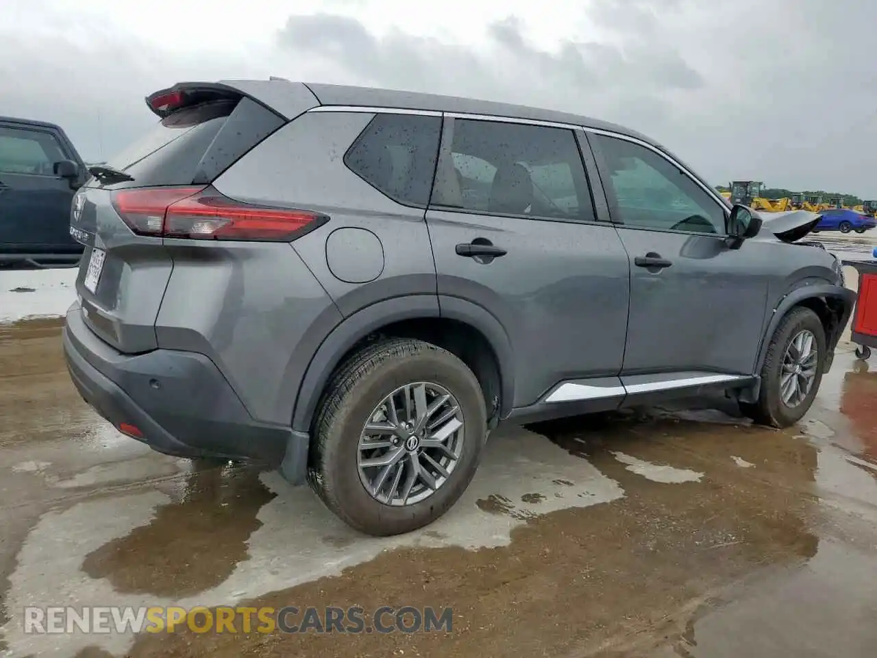 3 Photograph of a damaged car 5N1AT3AAXMC816377 NISSAN ROGUE 2021