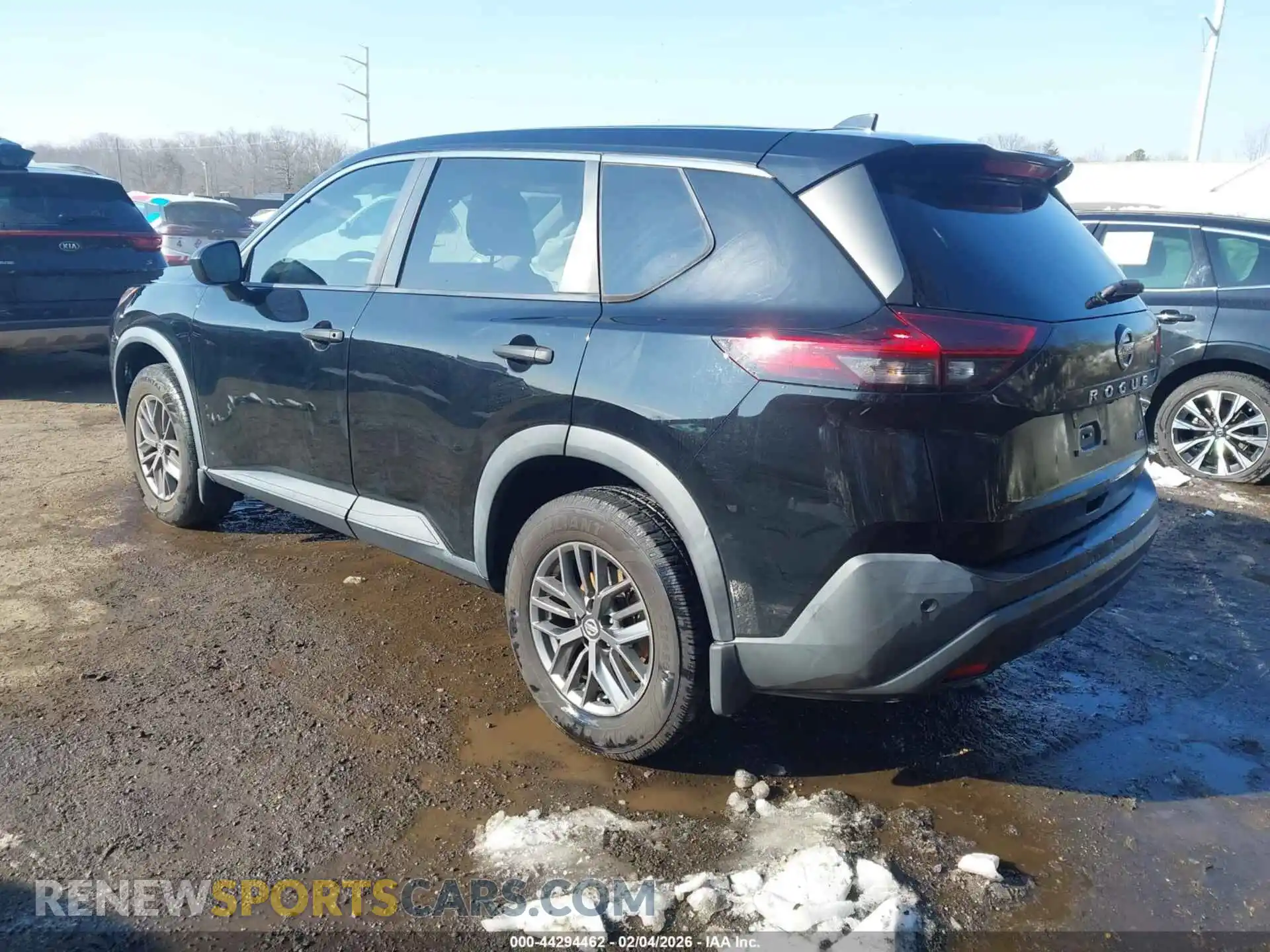 3 Photograph of a damaged car 5N1AT3AB8MC773747 NISSAN ROGUE 2021