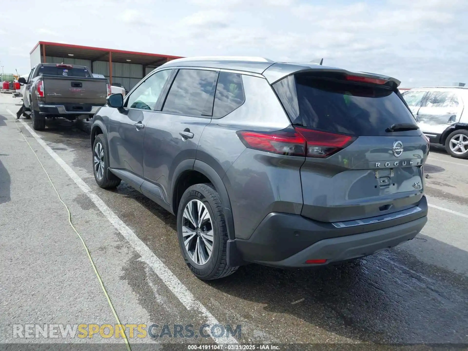 3 Photograph of a damaged car 5N1AT3BA1MC672278 NISSAN ROGUE 2021