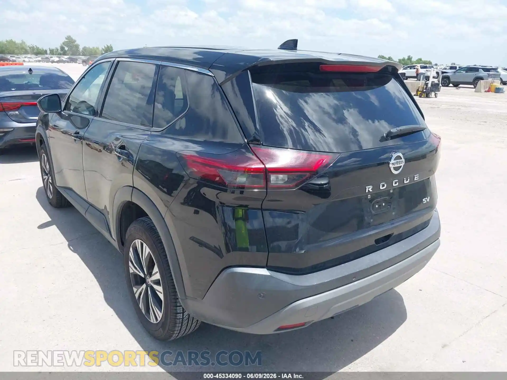 3 Photograph of a damaged car 5N1AT3BA1MC735802 NISSAN ROGUE 2021