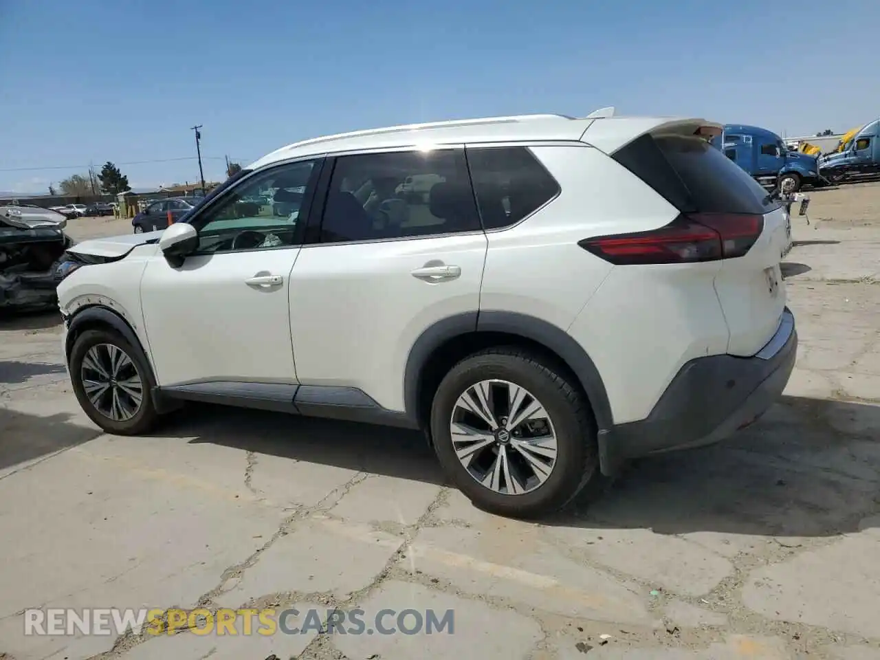 2 fotografías del automóvil dañado 5N1AT3BA1MC748646 NISSAN ROGUE 2021