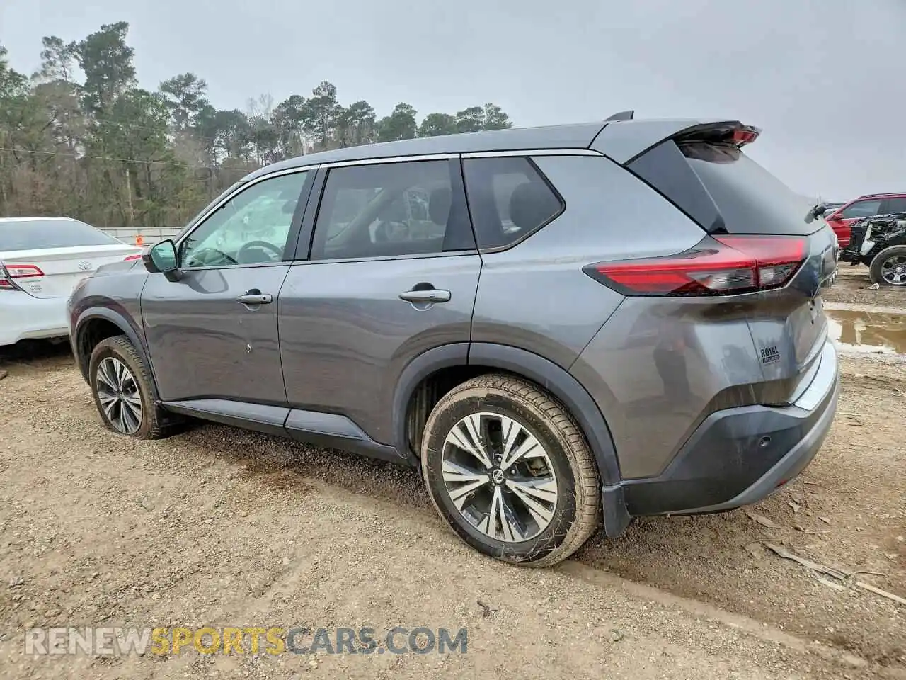 2 Photograph of a damaged car 5N1AT3BA1MC813267 NISSAN ROGUE 2021