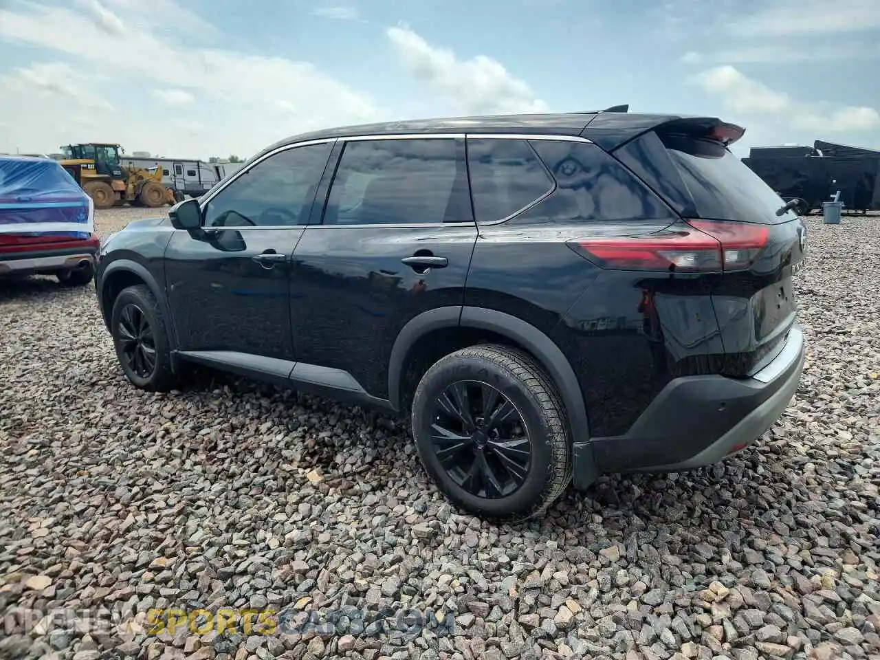 2 fotografías del automóvil dañado 5N1AT3BA2MC693379 NISSAN ROGUE 2021