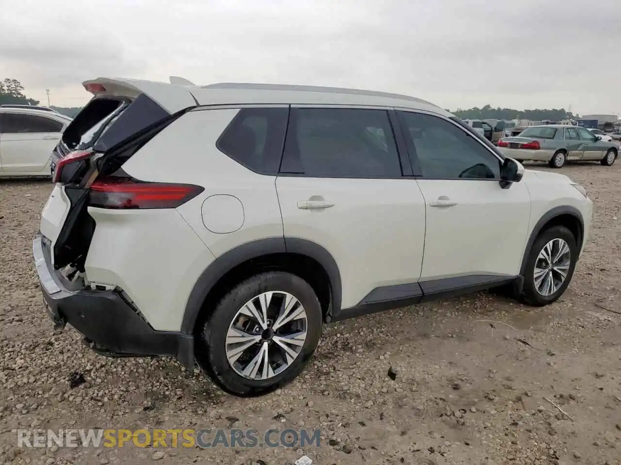 3 Photograph of a damaged car 5N1AT3BA3MC772592 NISSAN ROGUE 2021
