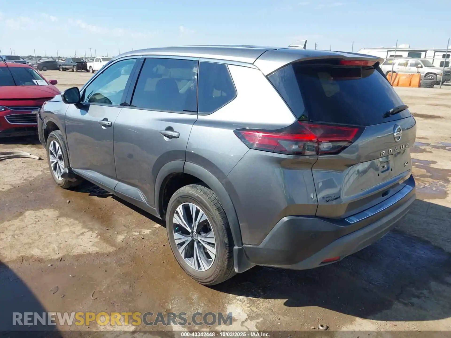 3 Photograph of a damaged car 5N1AT3BA4MC678639 NISSAN ROGUE 2021