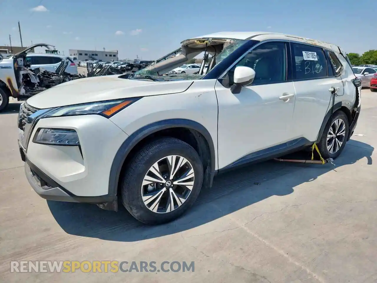 1 Photograph of a damaged car 5N1AT3BA4MC679600 NISSAN ROGUE 2021