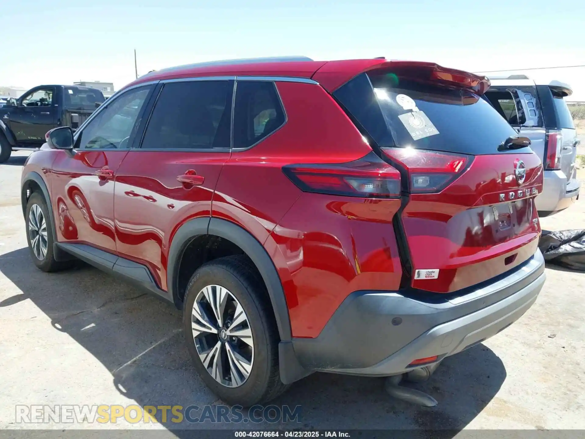 3 Photograph of a damaged car 5N1AT3BA4MC679774 NISSAN ROGUE 2021